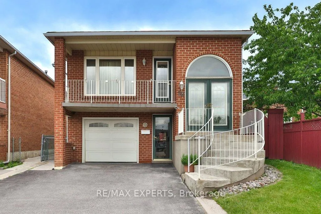 Photo 1 of 50 Pine York Avenue, Vaughan, East Woodbridge — HOMEH