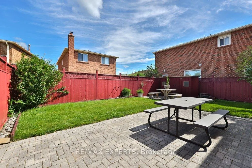 Photo 42 of 50 Pine York Avenue, Vaughan, East Woodbridge — HOMEH