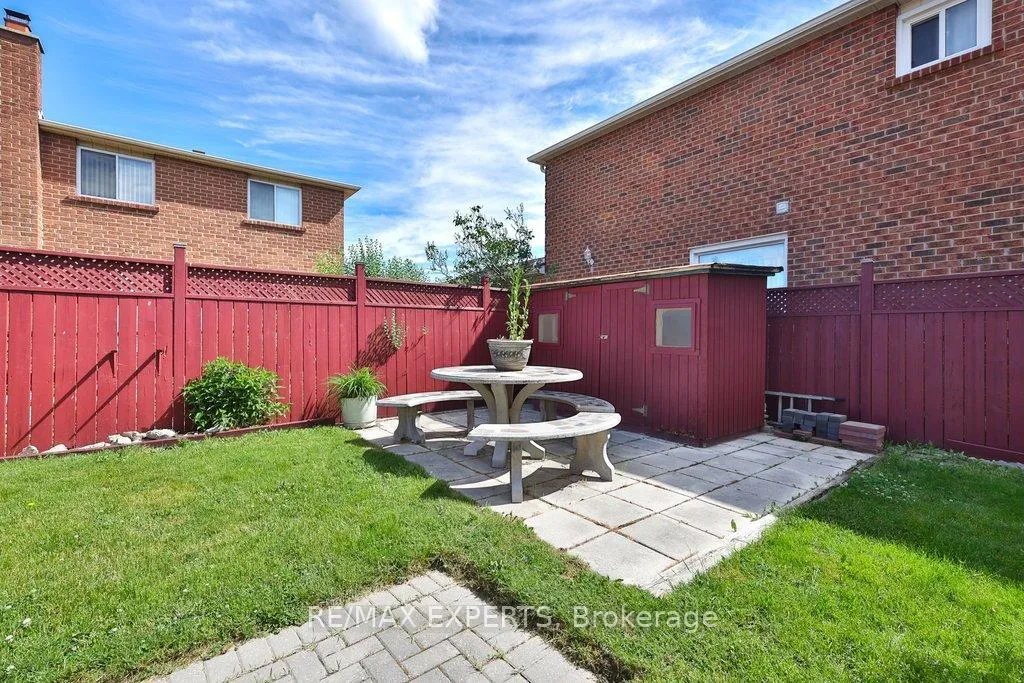 Photo 43 of 50 Pine York Avenue, Vaughan, East Woodbridge — HOMEH