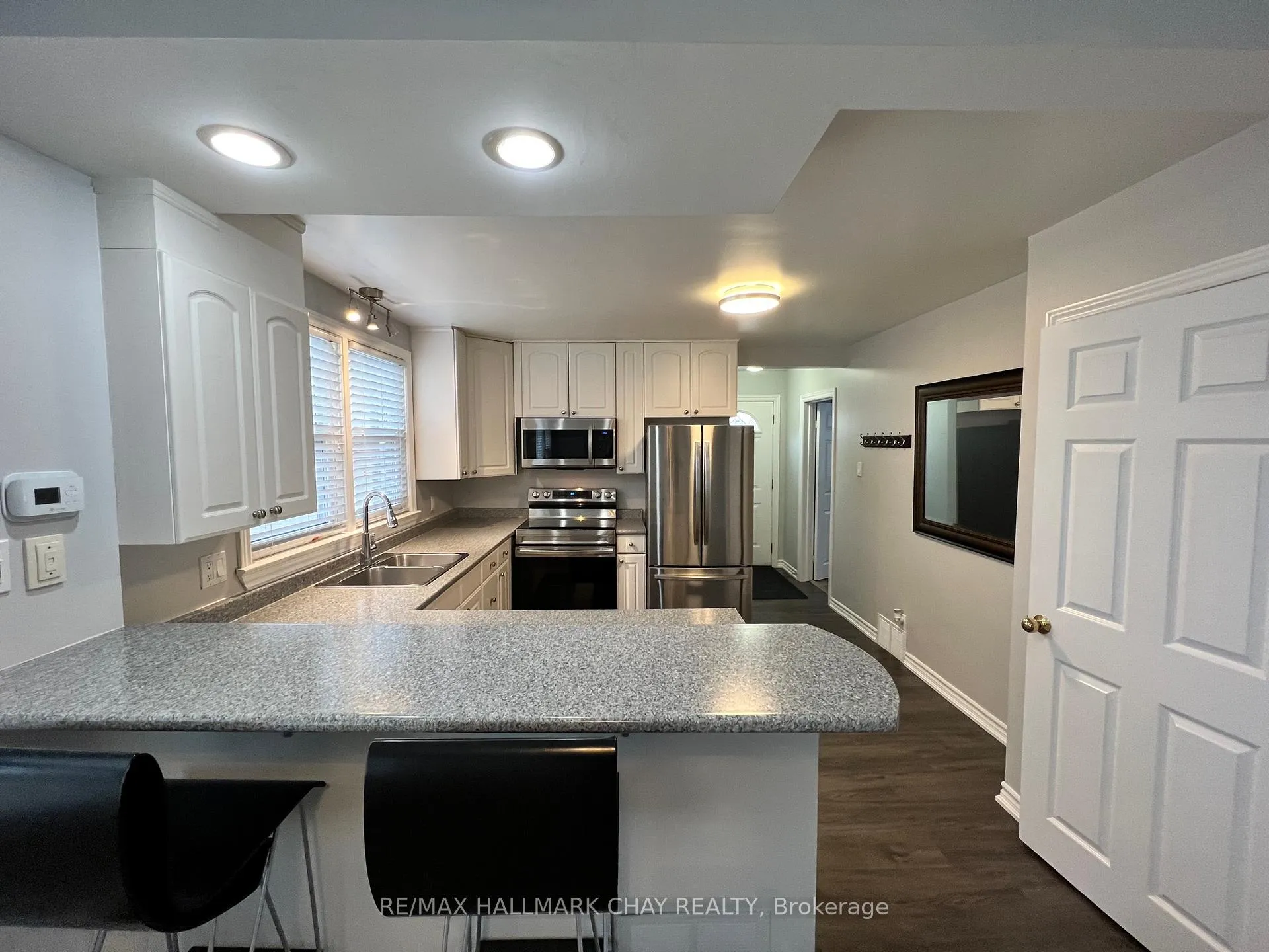 Photo 4 of Unit A, 10 Bowman Avenue, Barrie, Codrington — HOMEH