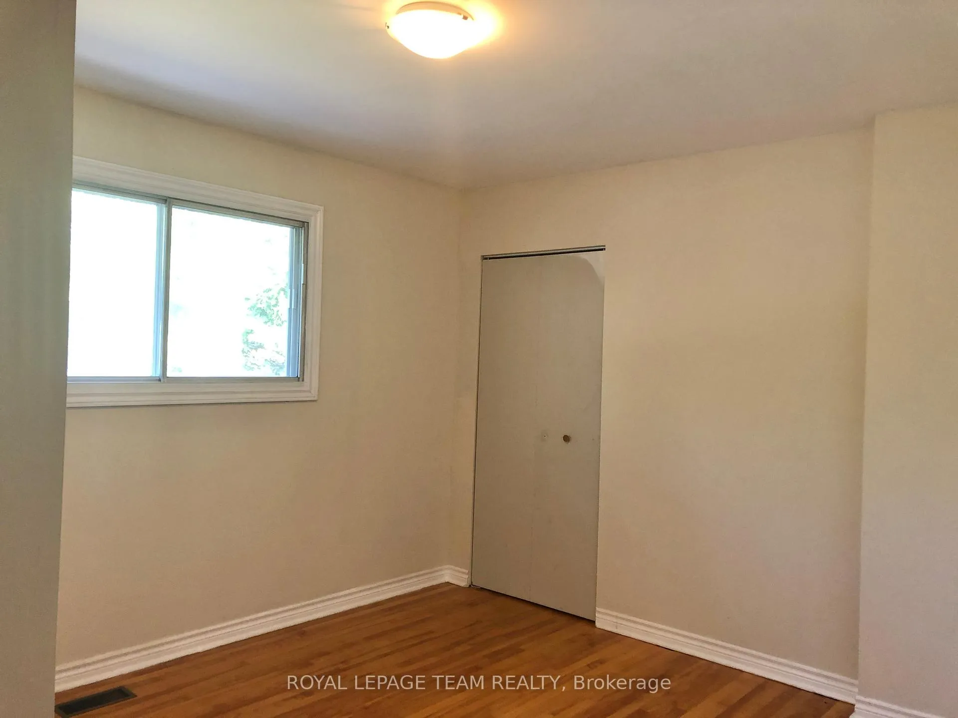Photo 13 of Unit 1 & 2, 1627 Chaucer Avenue, Ottawa, Riverview Park — HOMEH