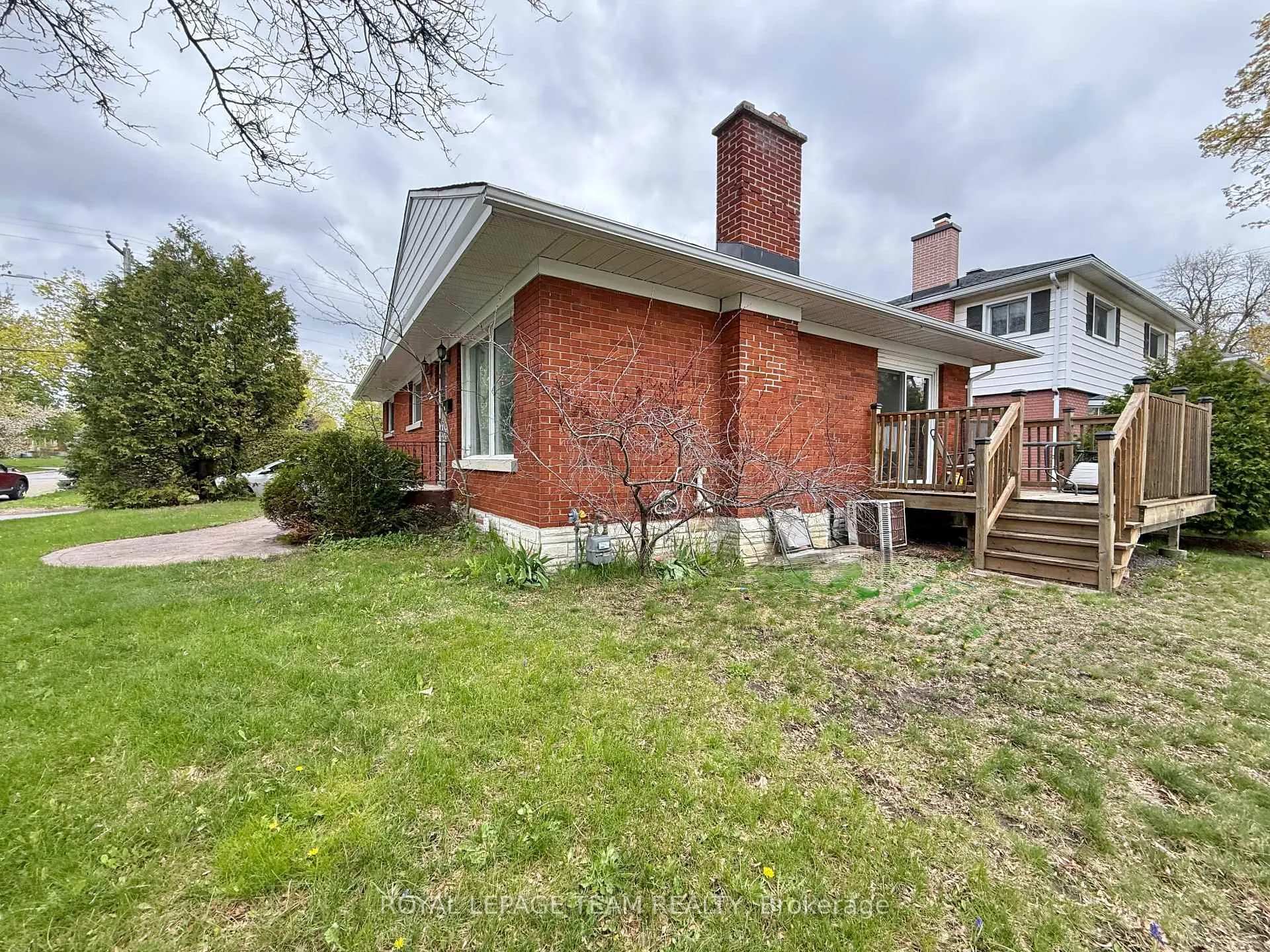 Photo 30 of Unit 1 & 2, 1627 Chaucer Avenue, Ottawa, Riverview Park — HOMEH