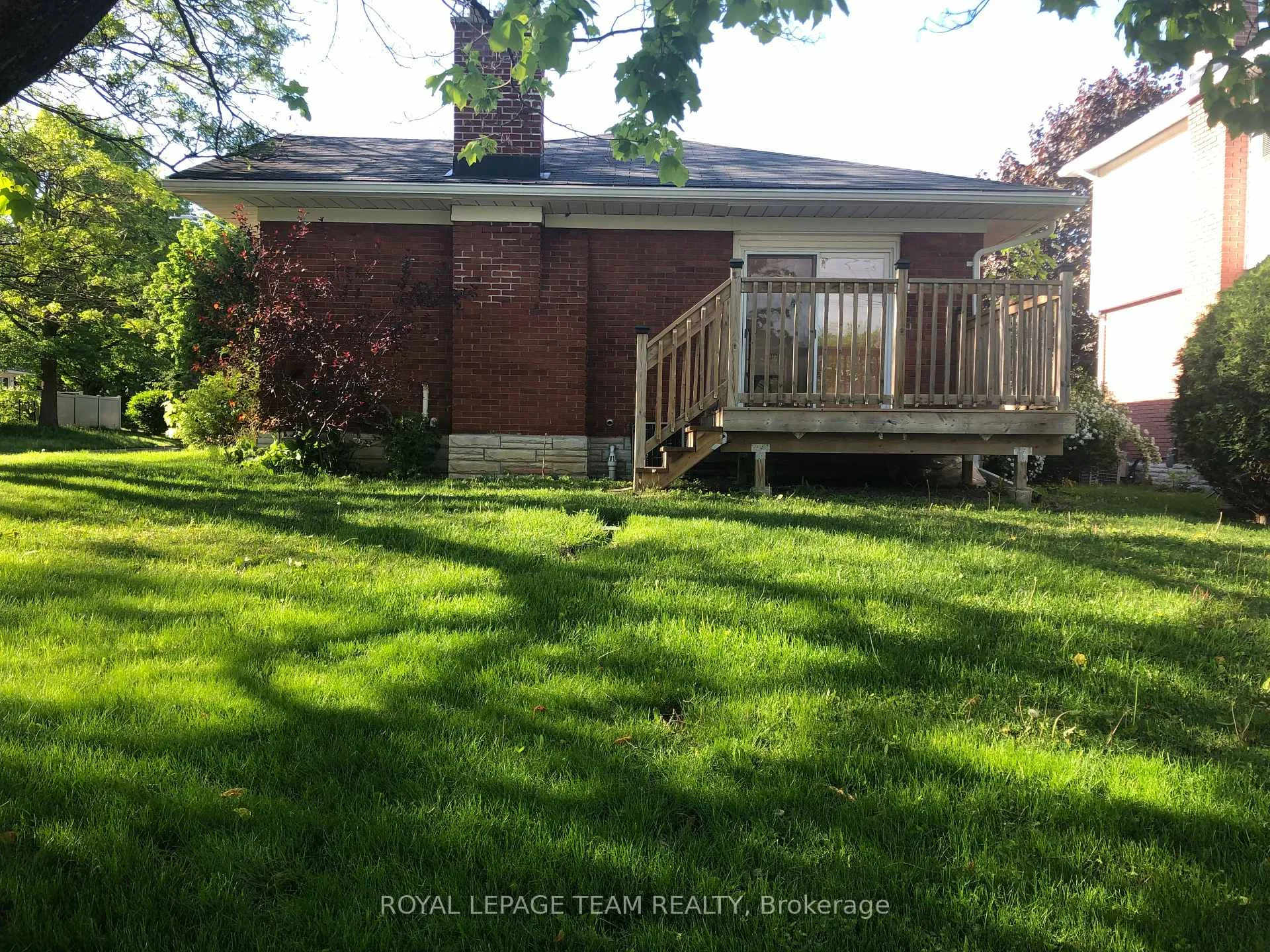 Photo 26 of Unit 1 & 2, 1627 Chaucer Avenue, Ottawa, Riverview Park — HOMEH