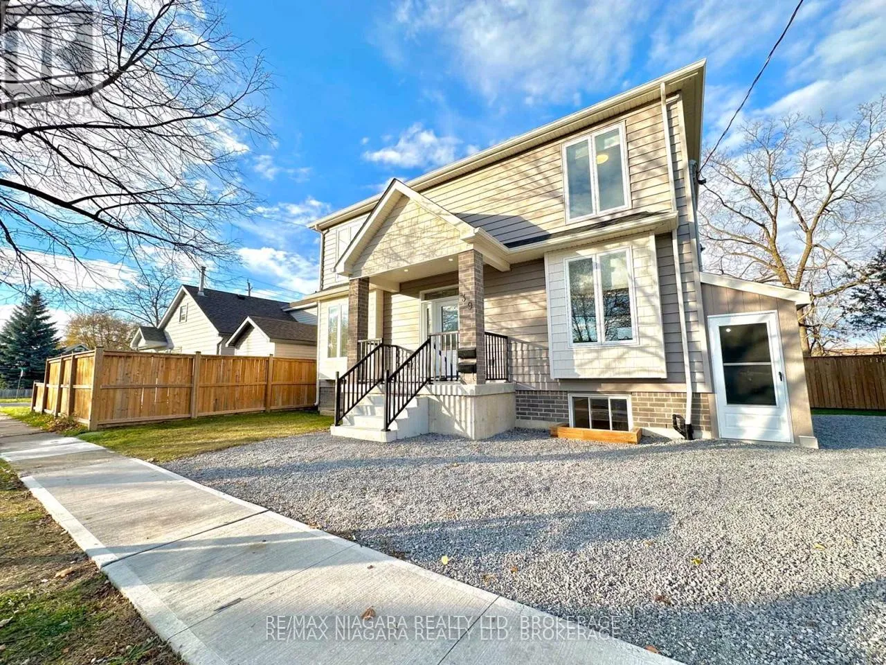 Photo 1 of Unit LOWER, 39 Grove Avenue, St. Catharines, Secord Woods — HOMEH