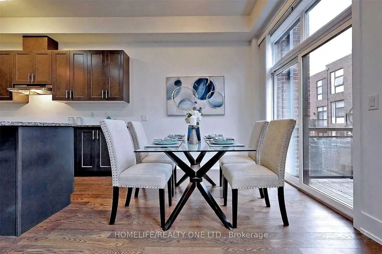 Photo 9 of 9 Cambray Road, Vaughan, Patterson — HOMEH