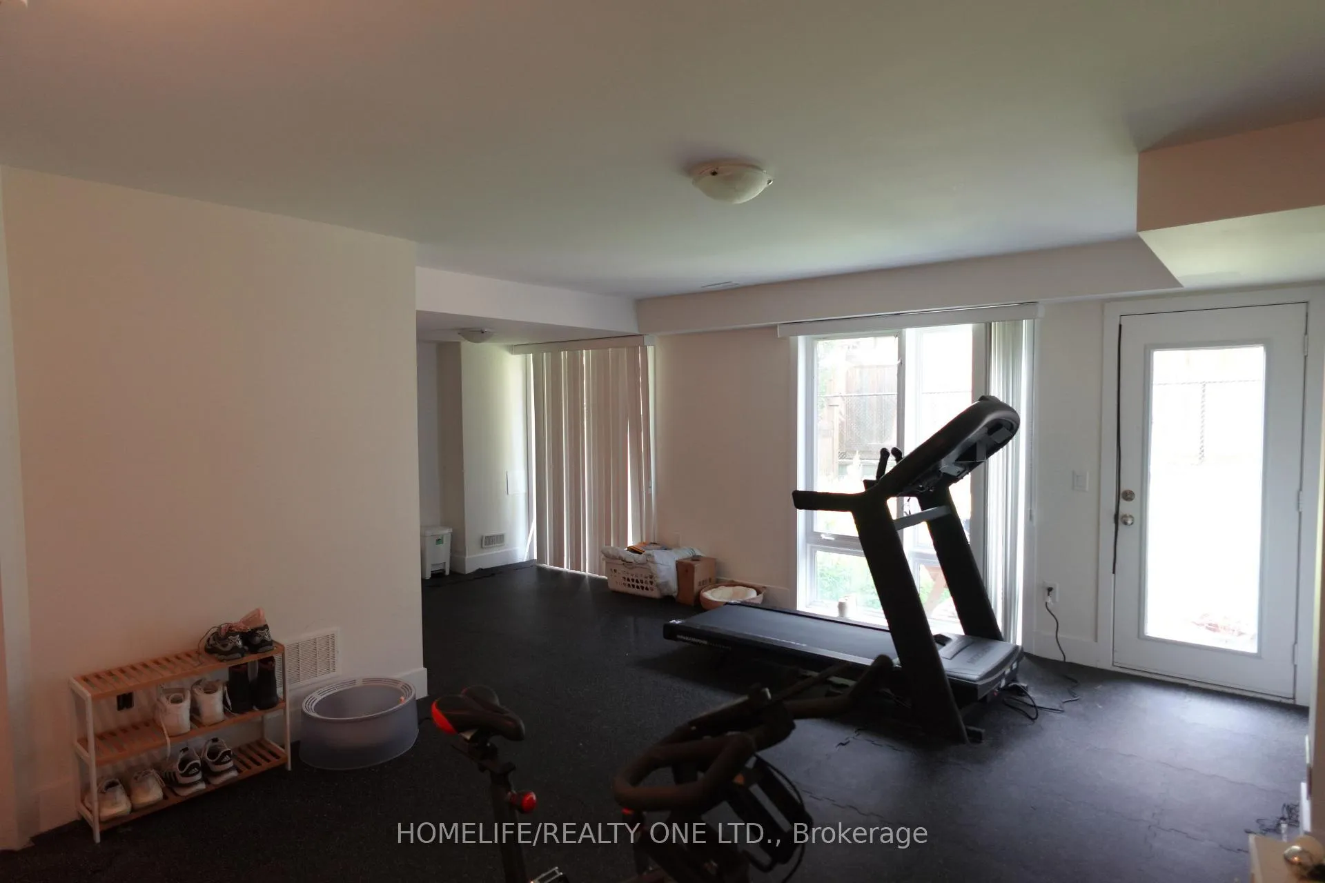 Photo 18 of 9 Cambray Road, Vaughan, Patterson — HOMEH