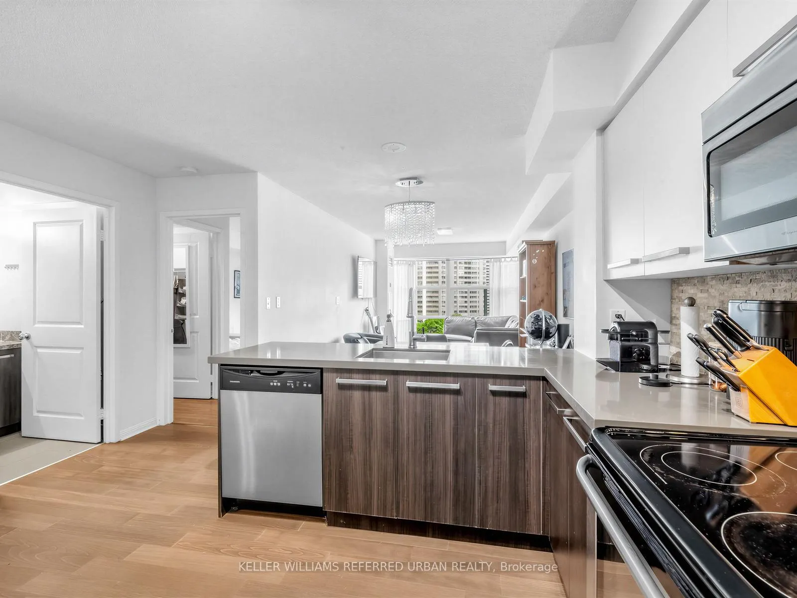 Photo 8 of Unit 1208, 11 St Joseph Street, Toronto, Bay Street Corridor — HOMEH
