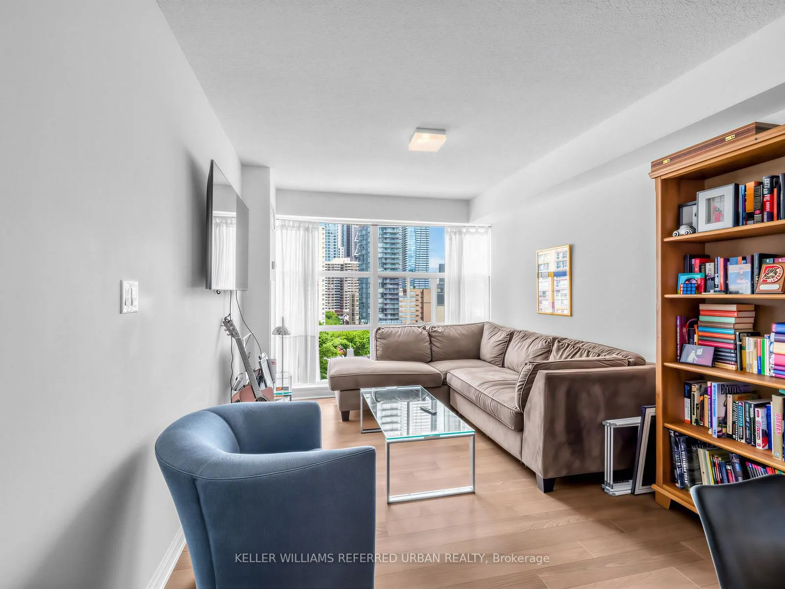 Photo 17 of Unit 1208, 11 St Joseph Street, Toronto, Bay Street Corridor — HOMEH