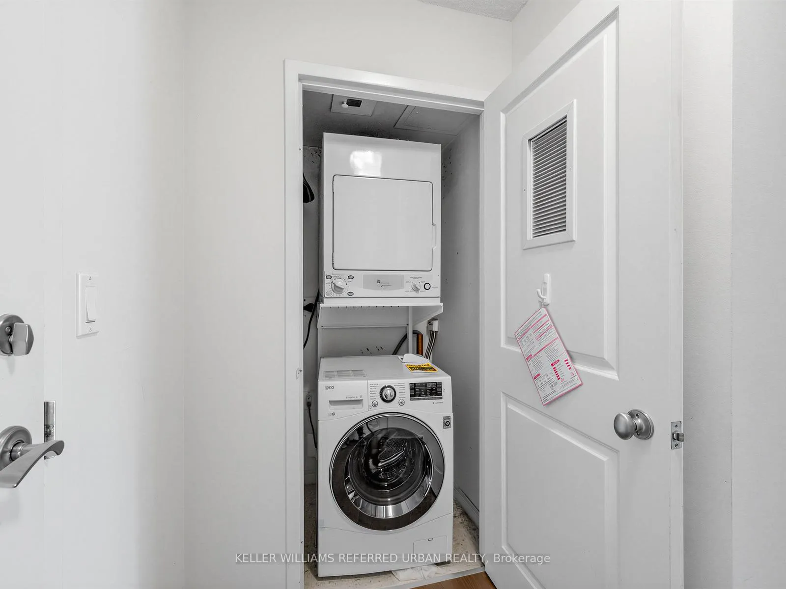 Photo 24 of Unit 1208, 11 St Joseph Street, Toronto, Bay Street Corridor — HOMEH