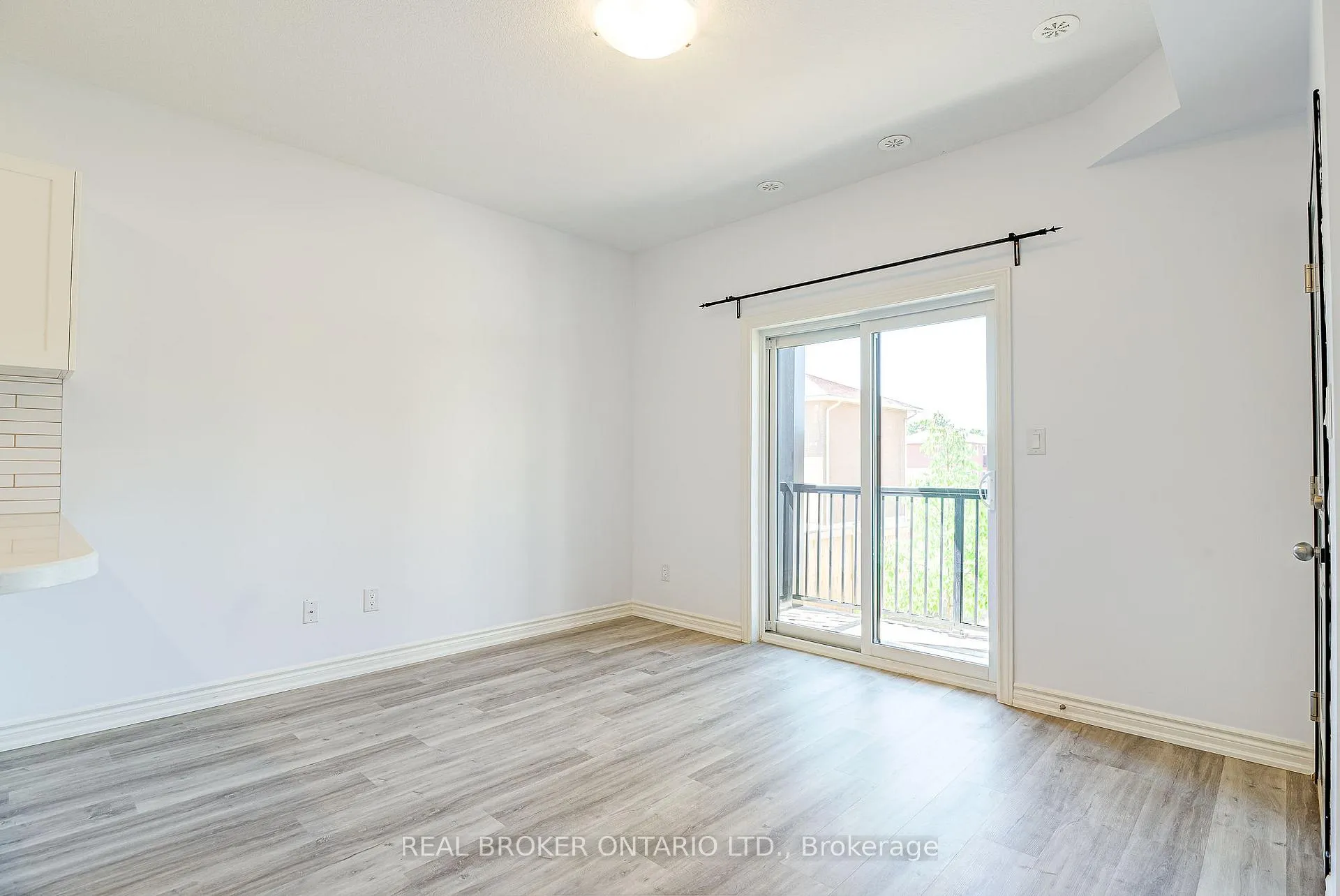 Photo 5 of Unit 9B, 164 Heiman Street, Kitchener, Southdale — HOMEH