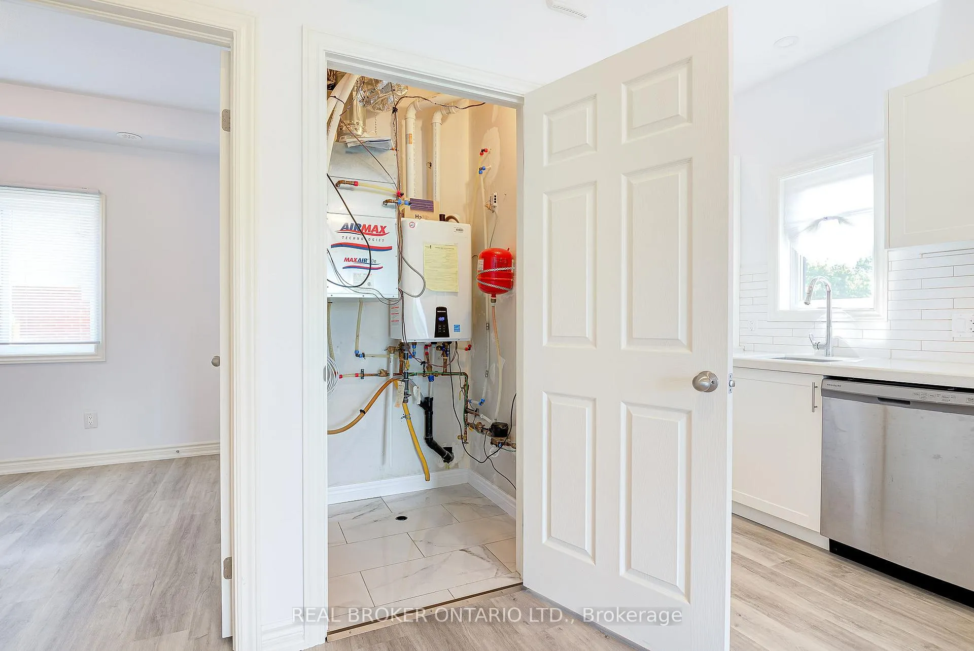 Photo 22 of Unit 9B, 164 Heiman Street, Kitchener, Southdale — HOMEH