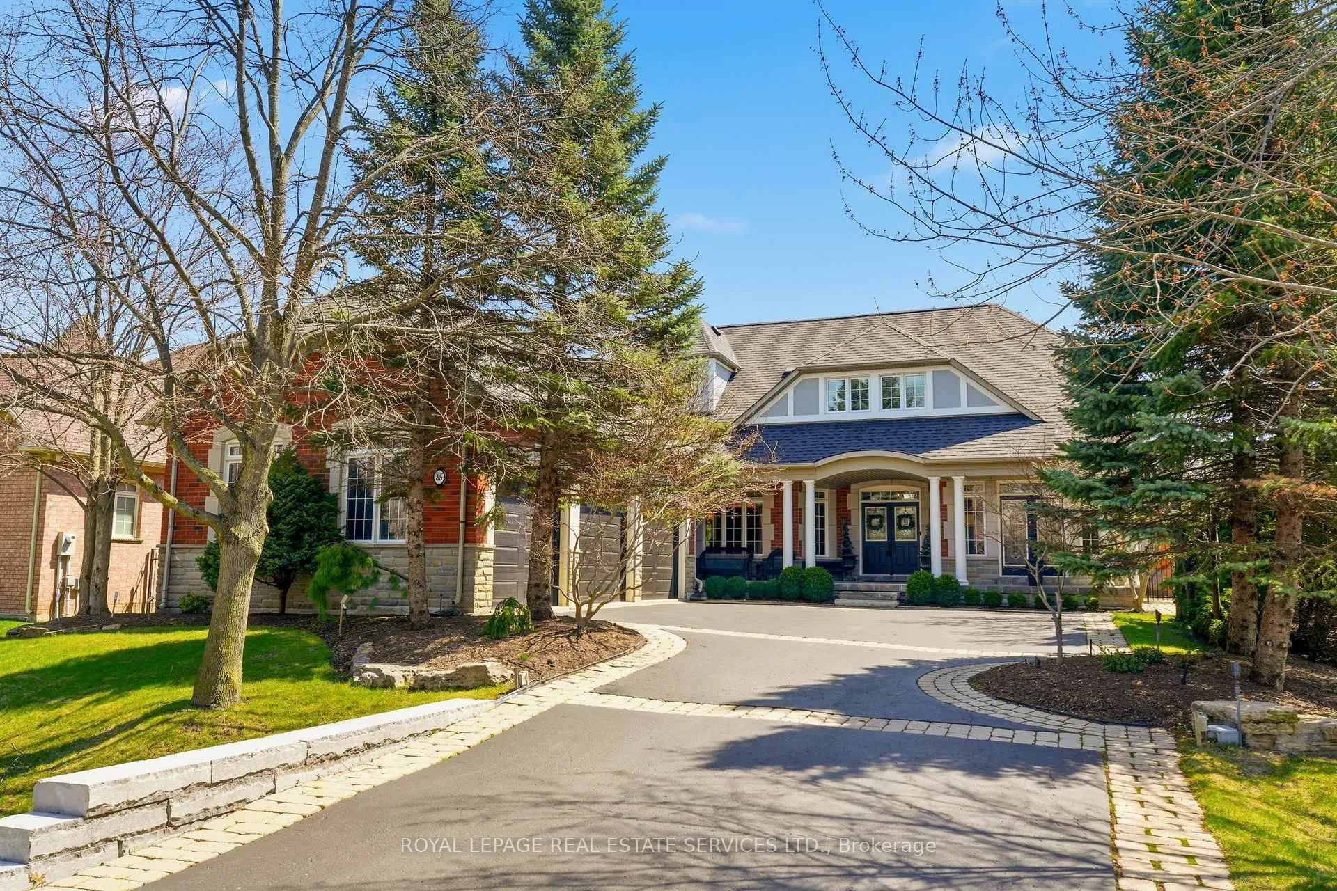 Photo 2 of 35 Links Lane, Brampton, Credit Valley — HOMEH
