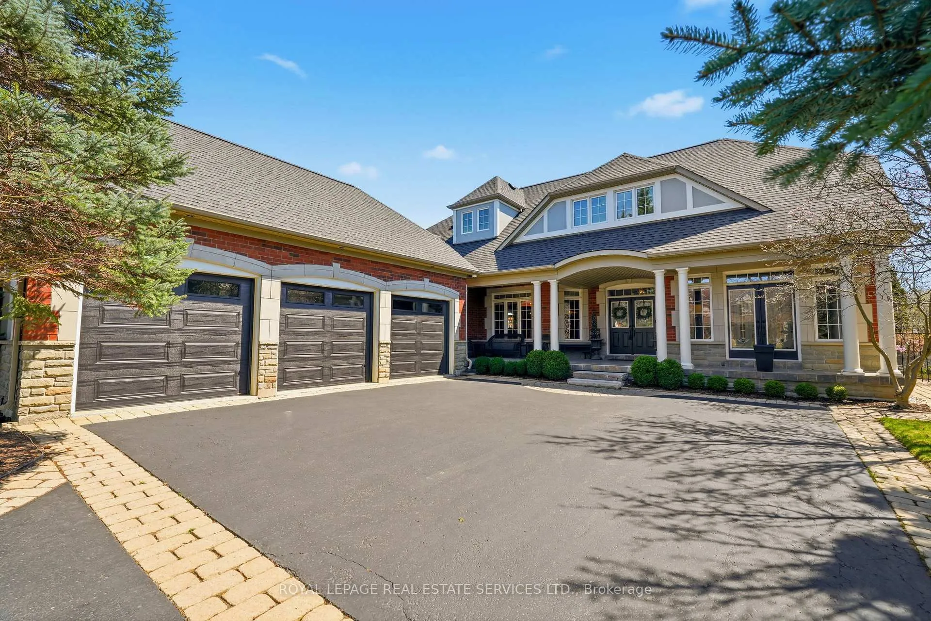 Photo 3 of 35 Links Lane, Brampton, Credit Valley — HOMEH