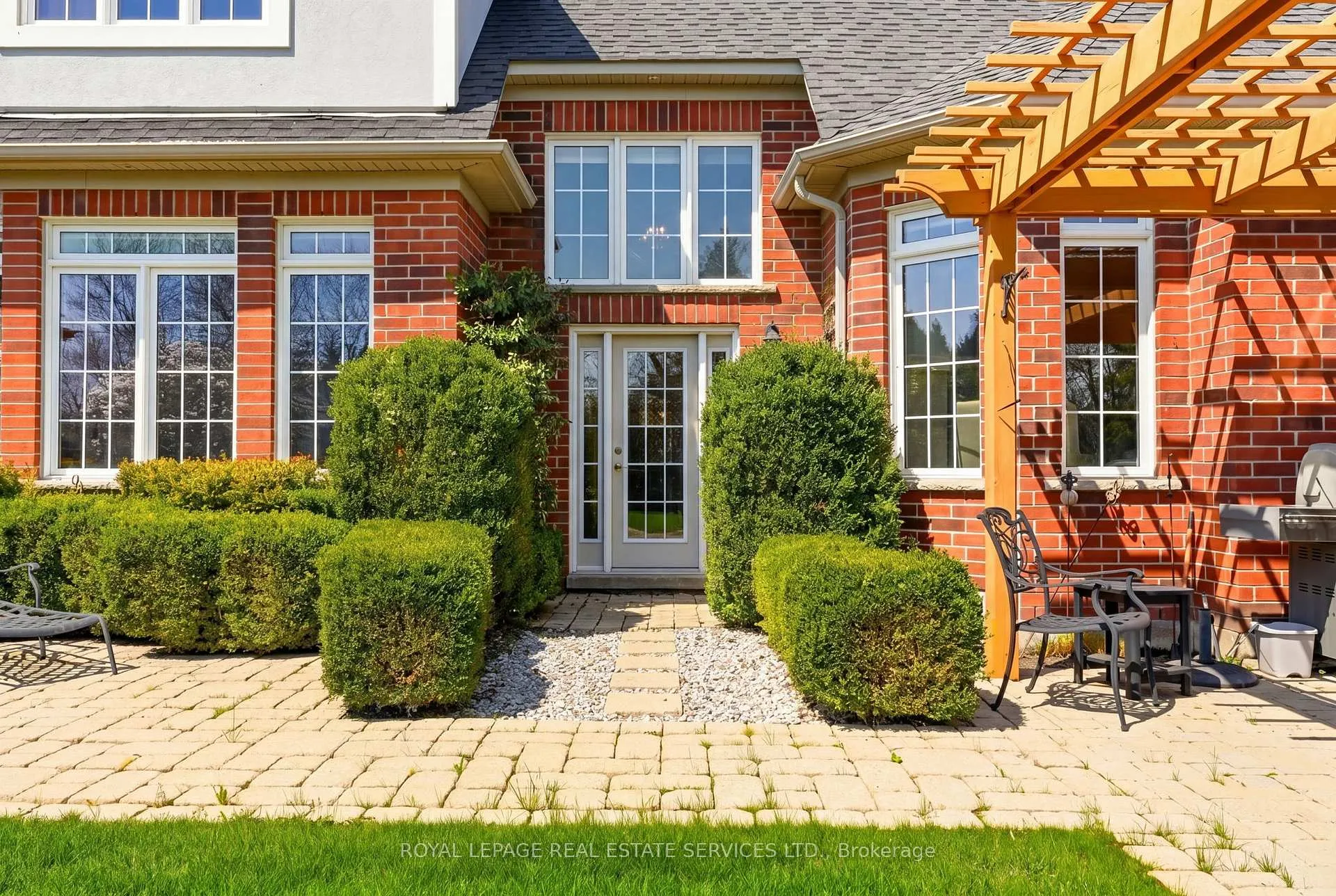Photo 43 of 35 Links Lane, Brampton, Credit Valley — HOMEH