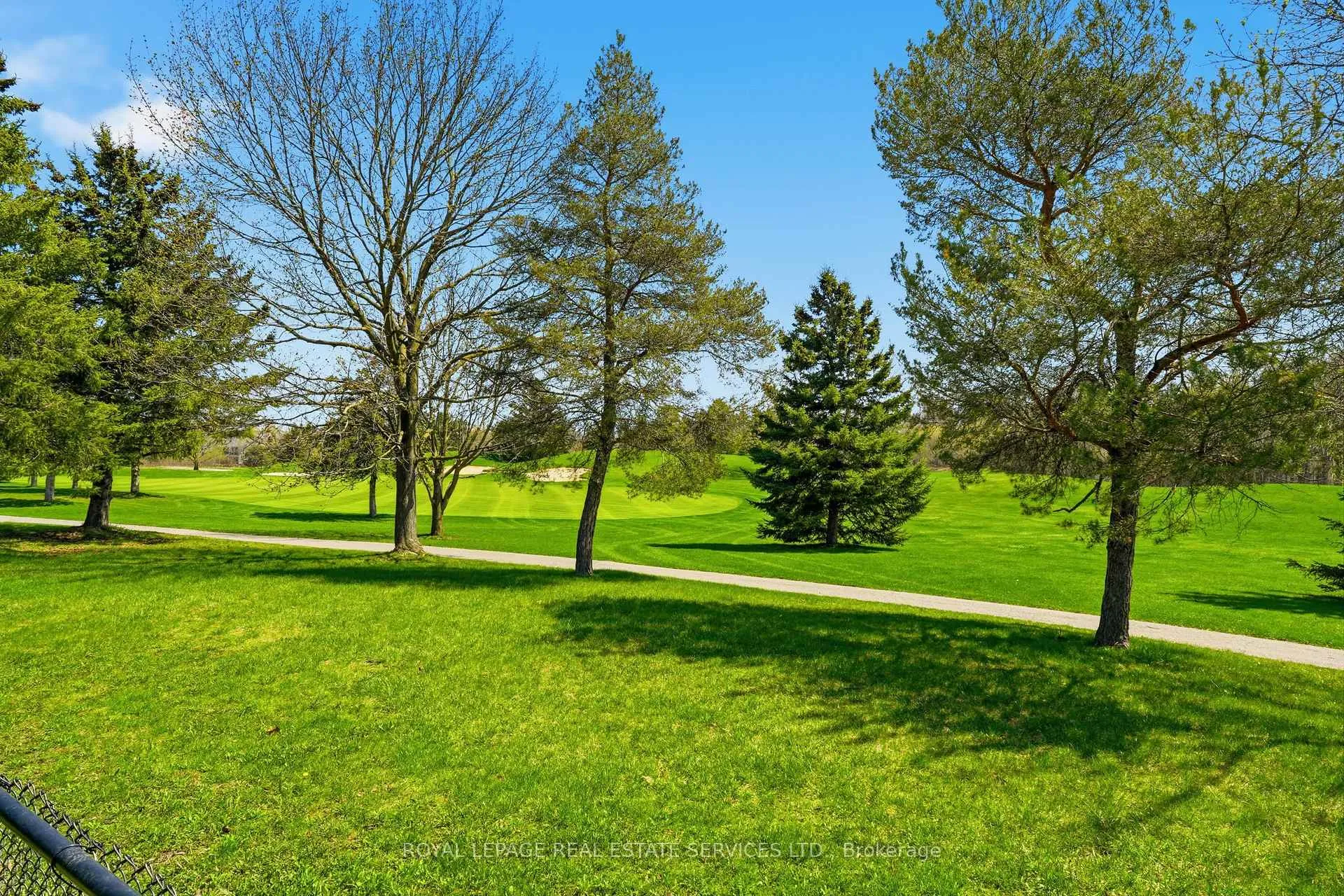 Photo 50 of 35 Links Lane, Brampton, Credit Valley — HOMEH