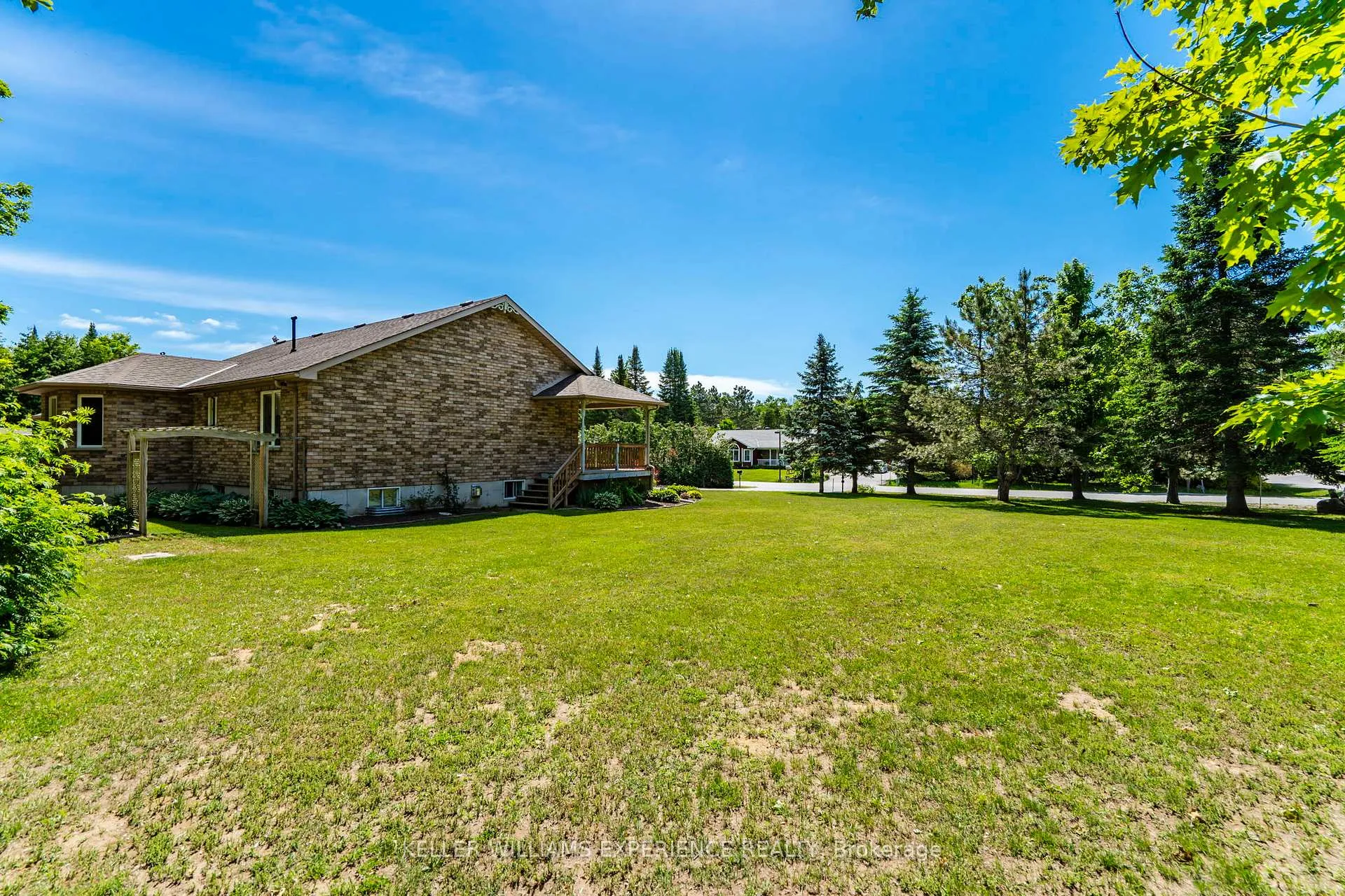 Photo 6 of 2 Greenshields Crescent, Oro-Medonte, Rural Oro-Medonte — HOMEH
