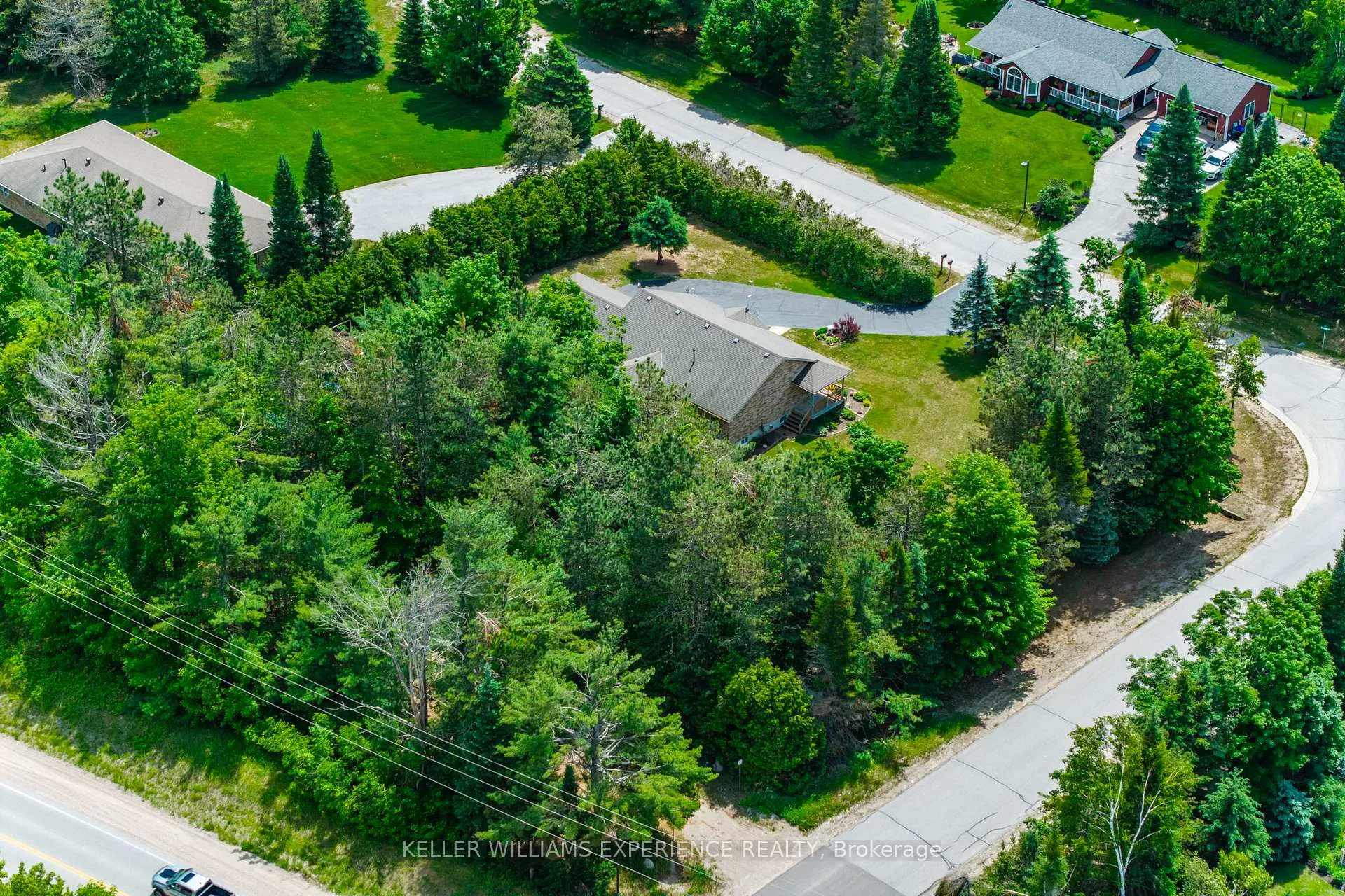 Photo 8 of 2 Greenshields Crescent, Oro-Medonte, Rural Oro-Medonte — HOMEH