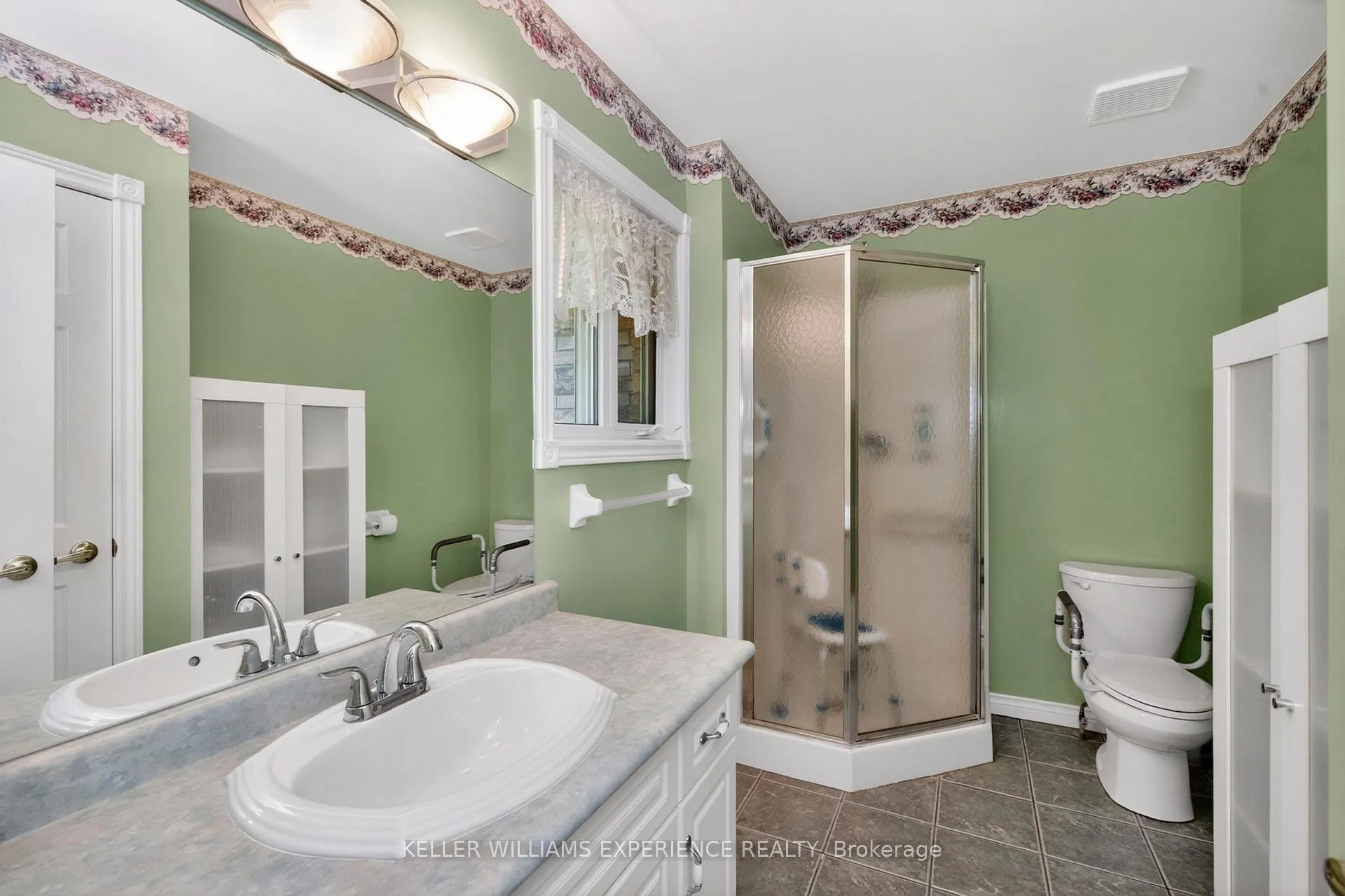 Photo 21 of 2 Greenshields Crescent, Oro-Medonte, Rural Oro-Medonte — HOMEH