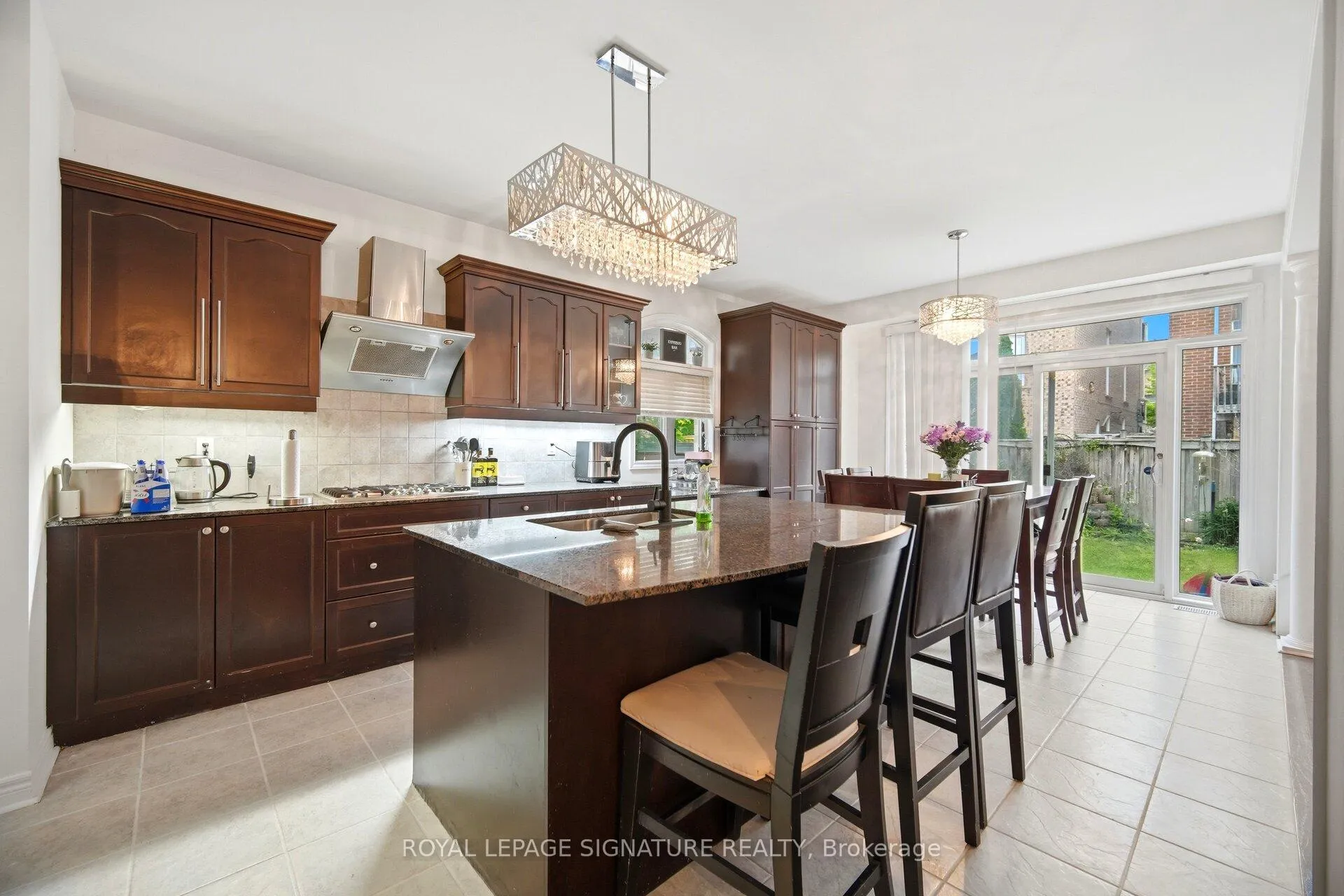 Photo 2 of 94 Jazz Drive, Vaughan, Patterson — HOMEH
