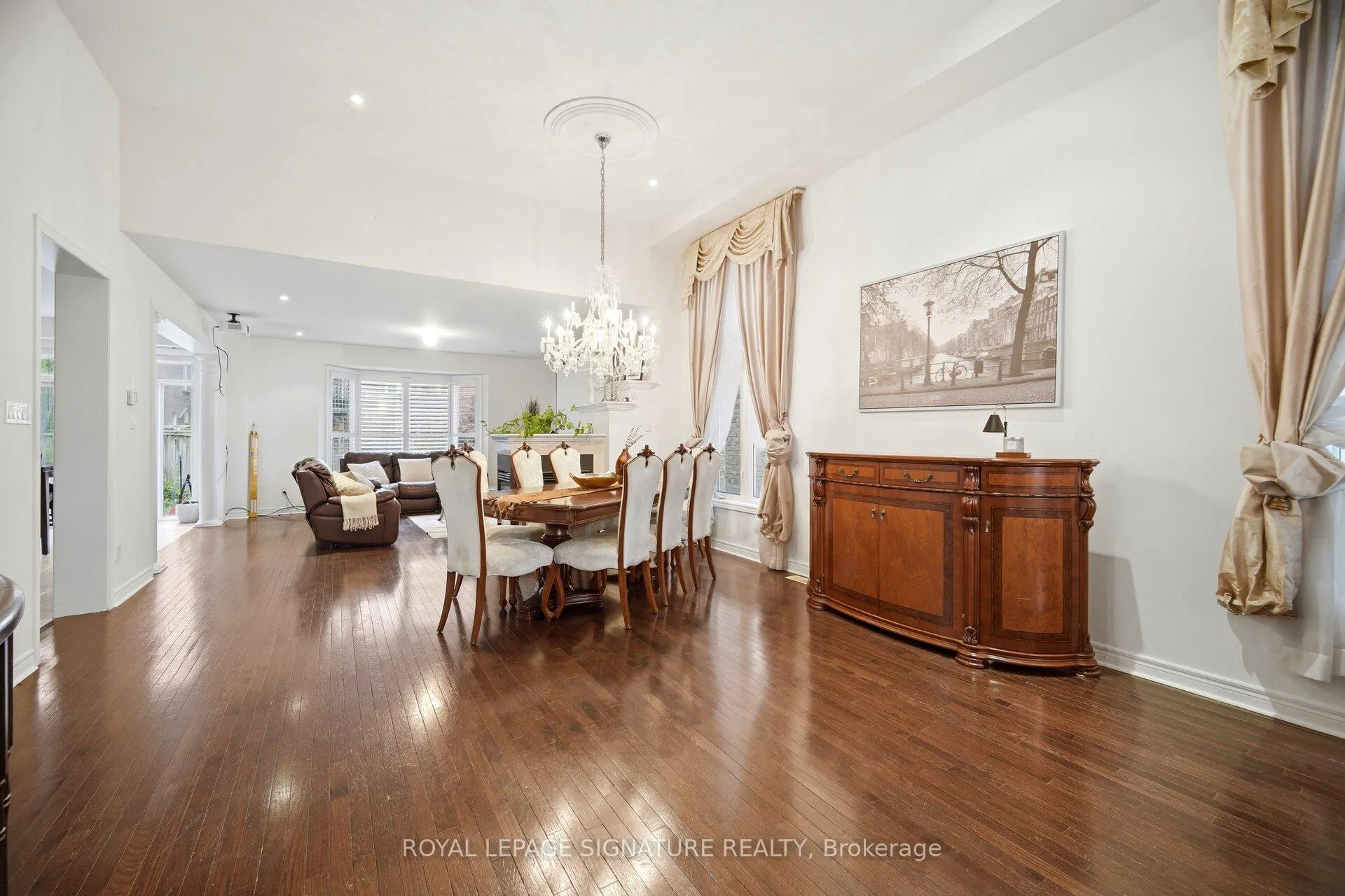 Photo 3 of 94 Jazz Drive, Vaughan, Patterson — HOMEH