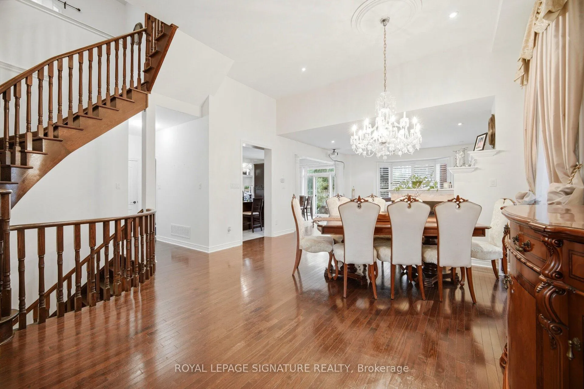 Photo 4 of 94 Jazz Drive, Vaughan, Patterson — HOMEH