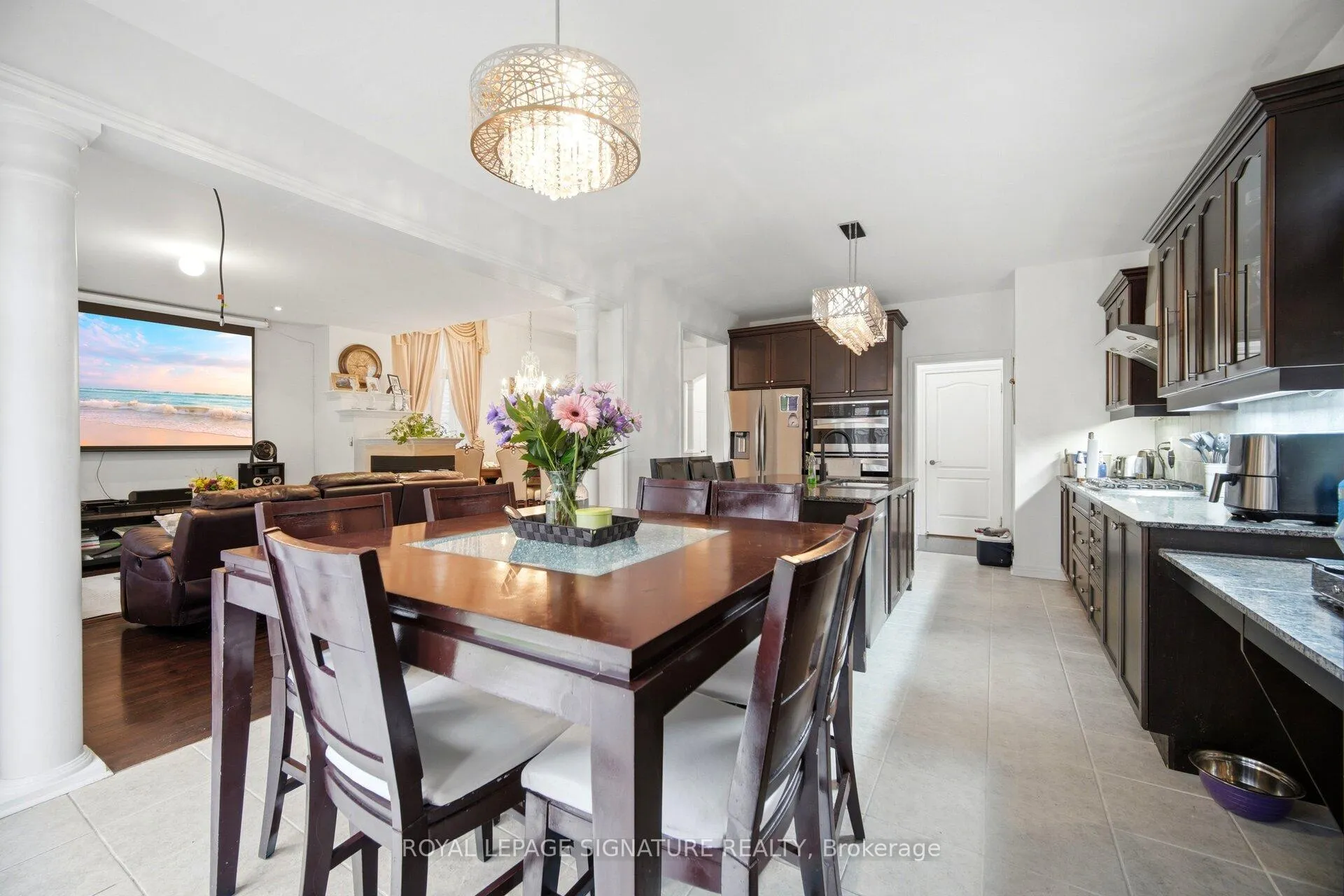 Photo 10 of 94 Jazz Drive, Vaughan, Patterson — HOMEH