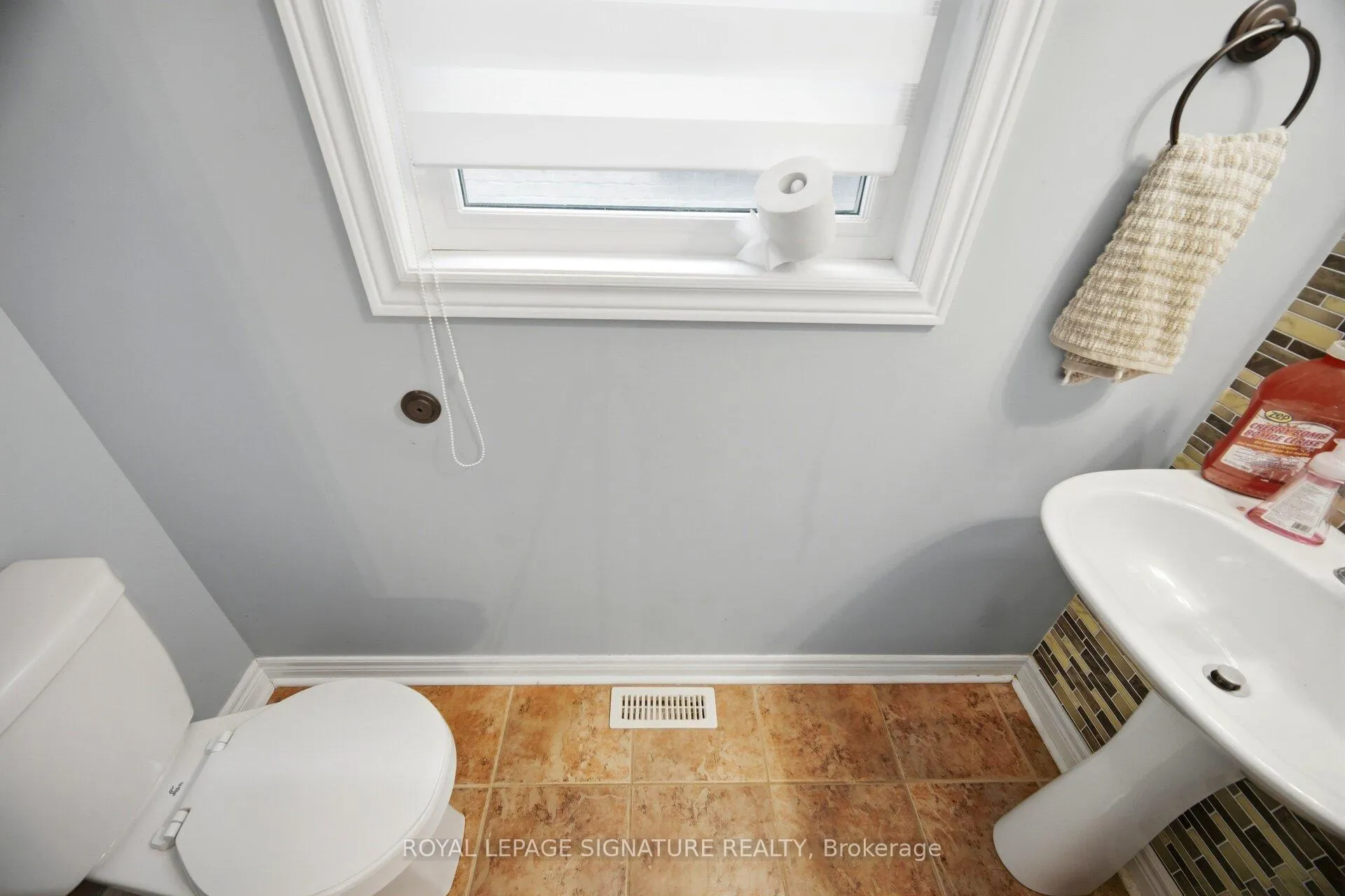 Photo 13 of 94 Jazz Drive, Vaughan, Patterson — HOMEH