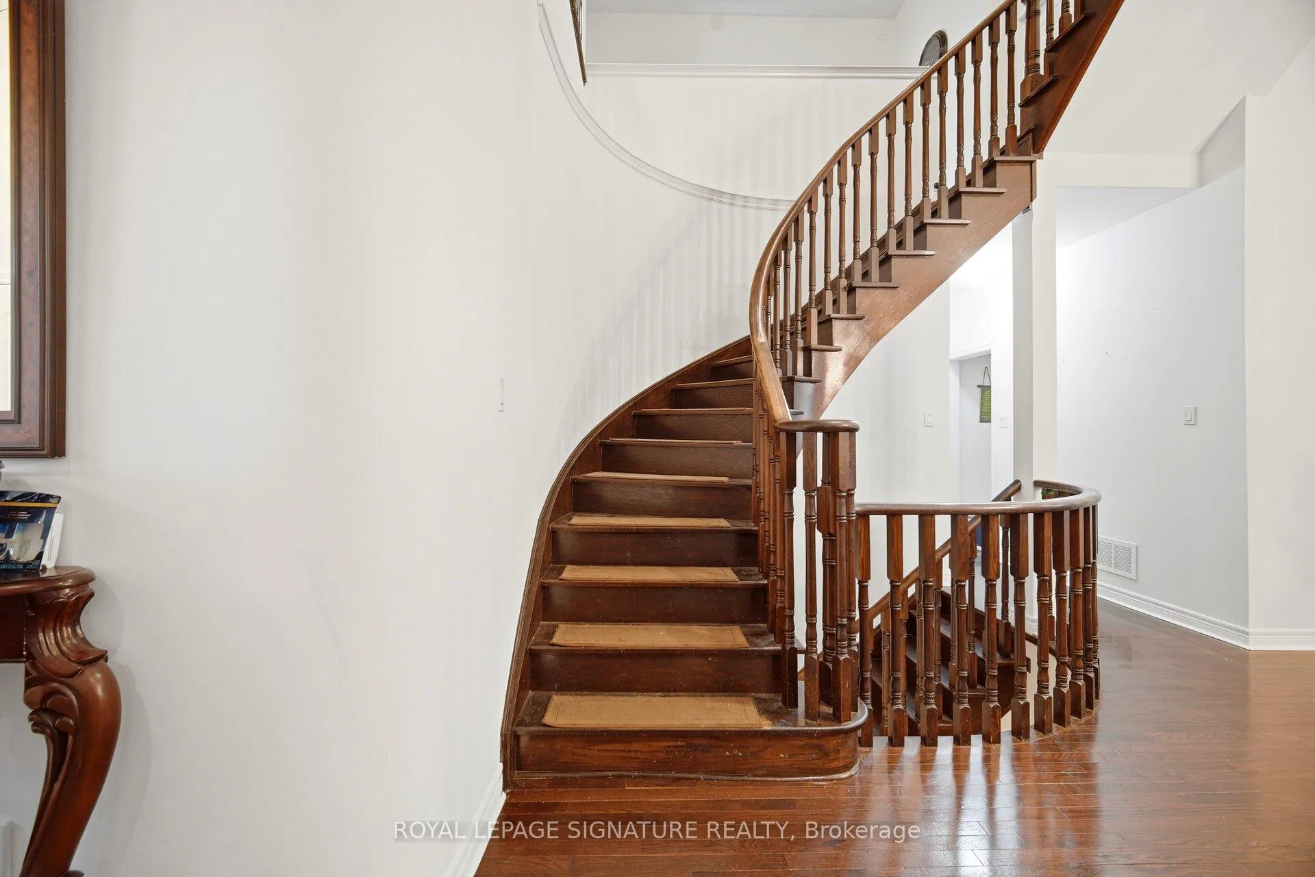 Photo 15 of 94 Jazz Drive, Vaughan, Patterson — HOMEH