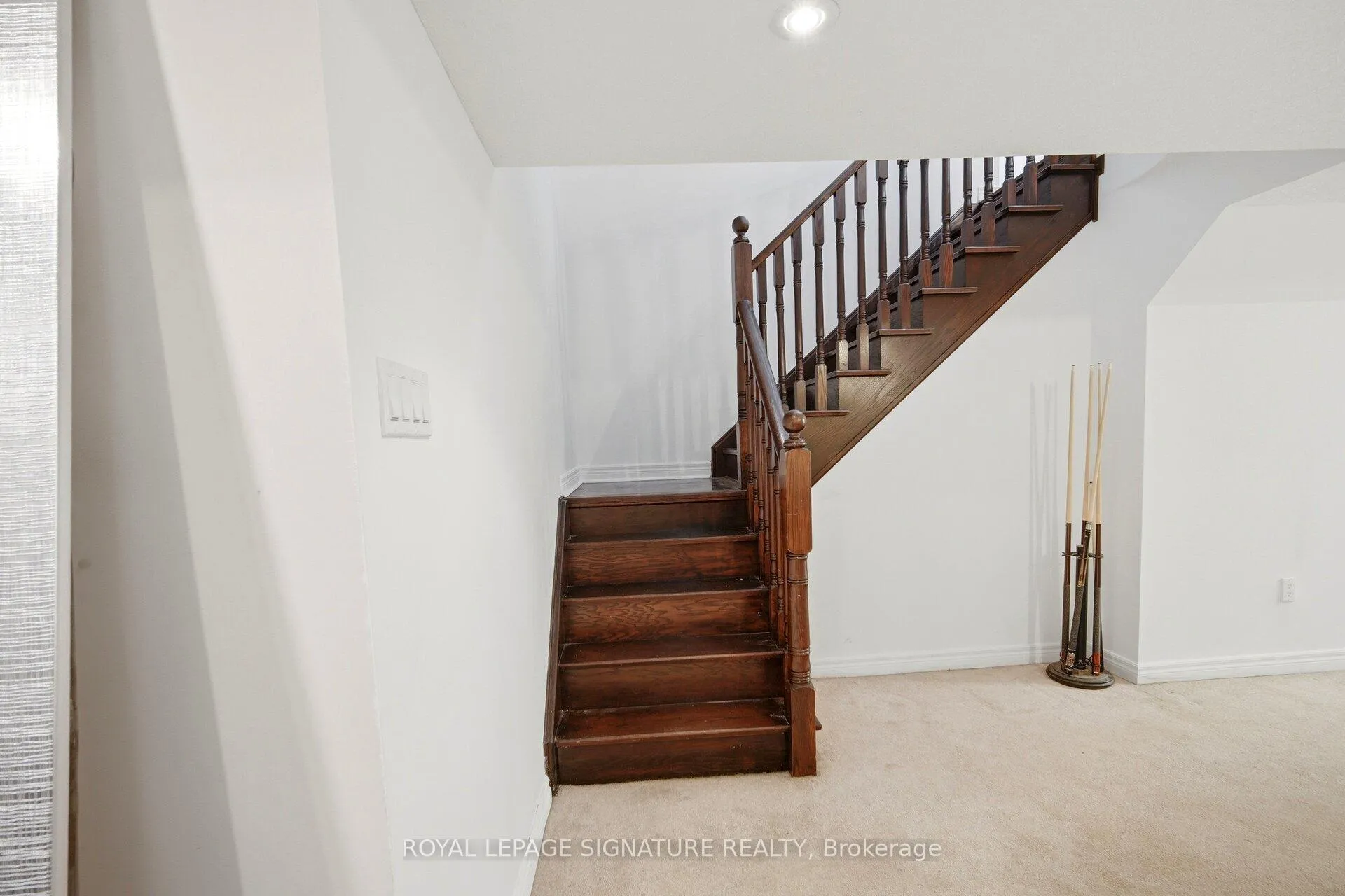 Photo 32 of 94 Jazz Drive, Vaughan, Patterson — HOMEH