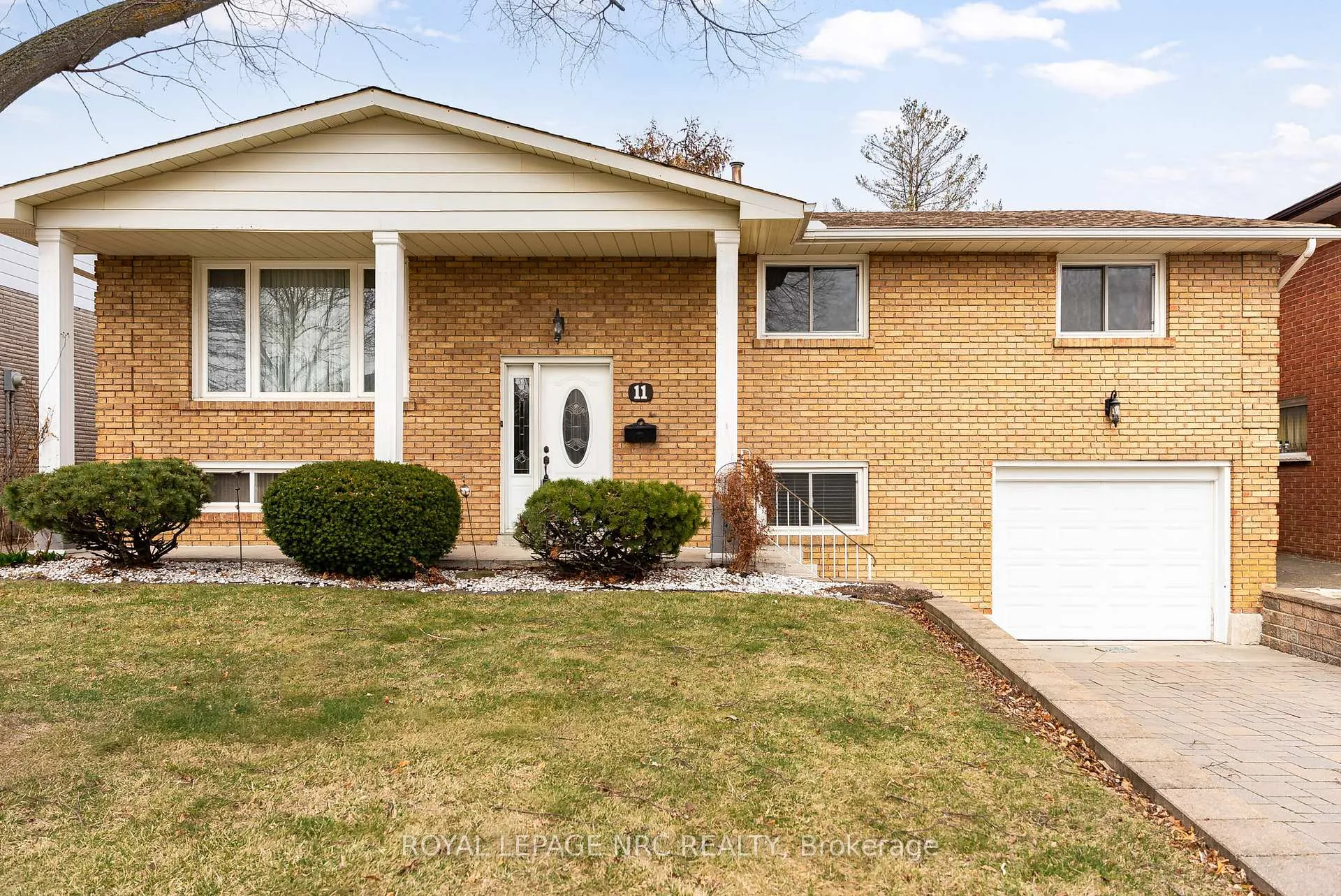 Photo 31 of 11 Pinard Street, Hamilton, Vincent — HOMEH