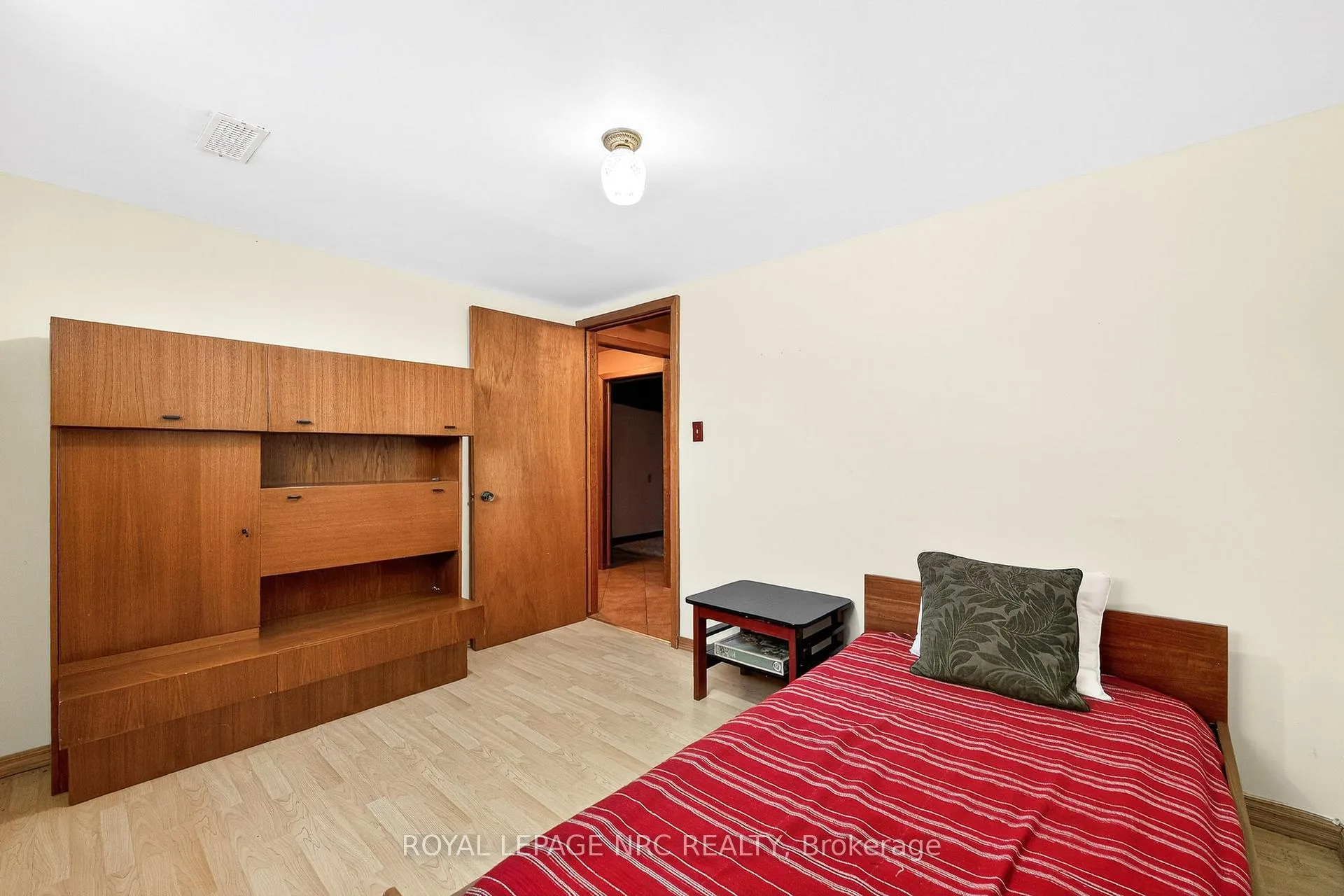 Photo 17 of 11 Pinard Street, Hamilton, Vincent — HOMEH