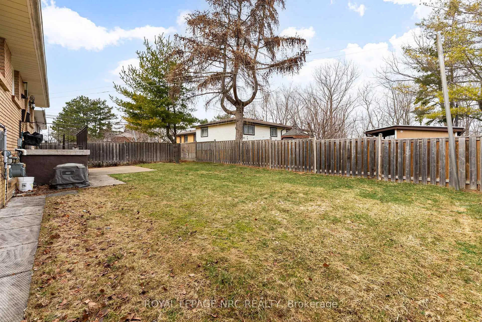 Photo 23 of 11 Pinard Street, Hamilton, Vincent — HOMEH
