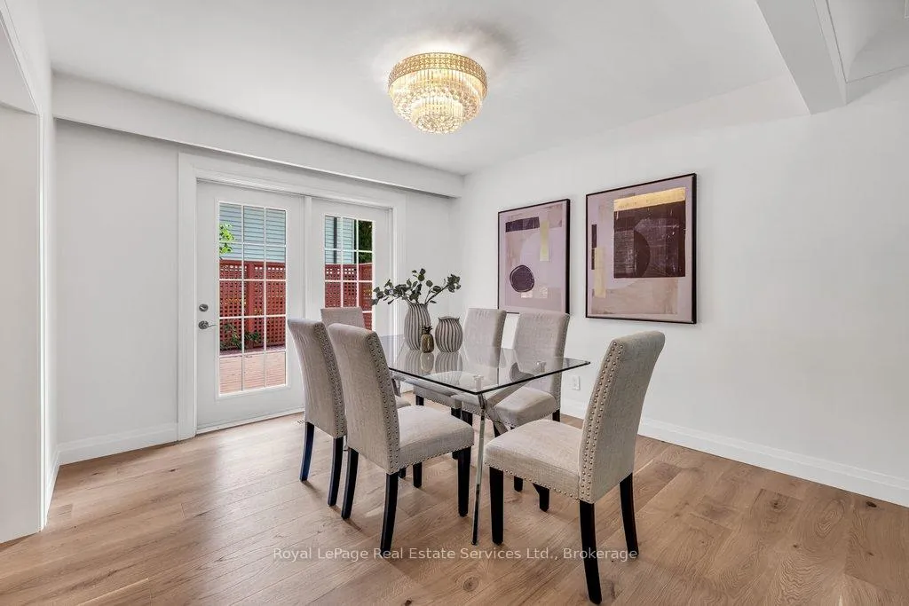 Photo 10 of 4042 Melba Lane, Burlington, Shoreacres — HOMEH