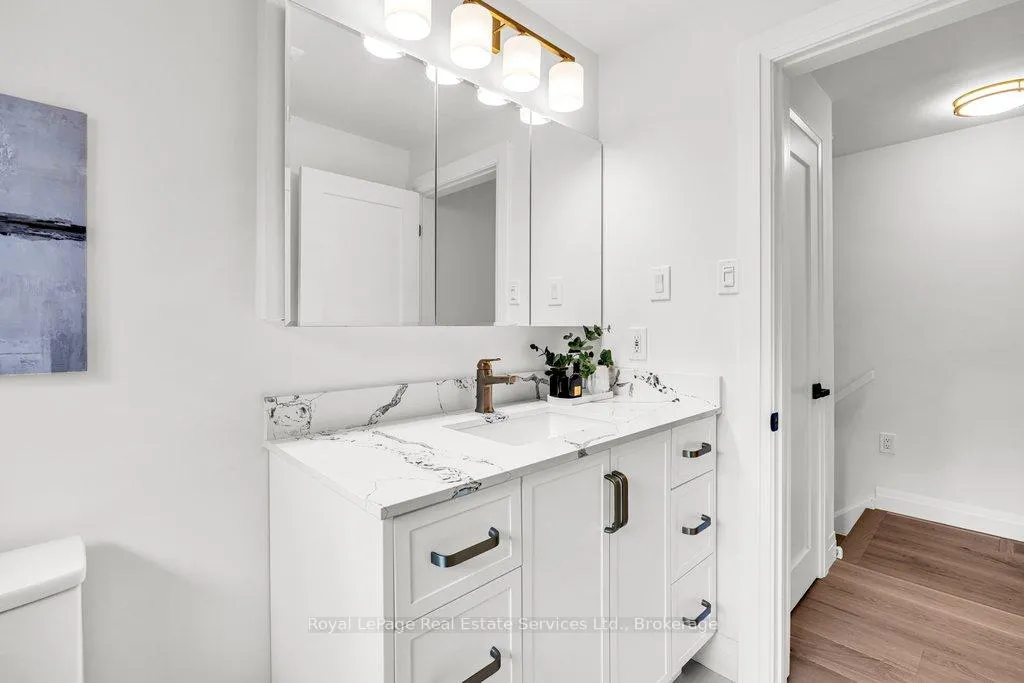 Photo 28 of 4042 Melba Lane, Burlington, Shoreacres — HOMEH