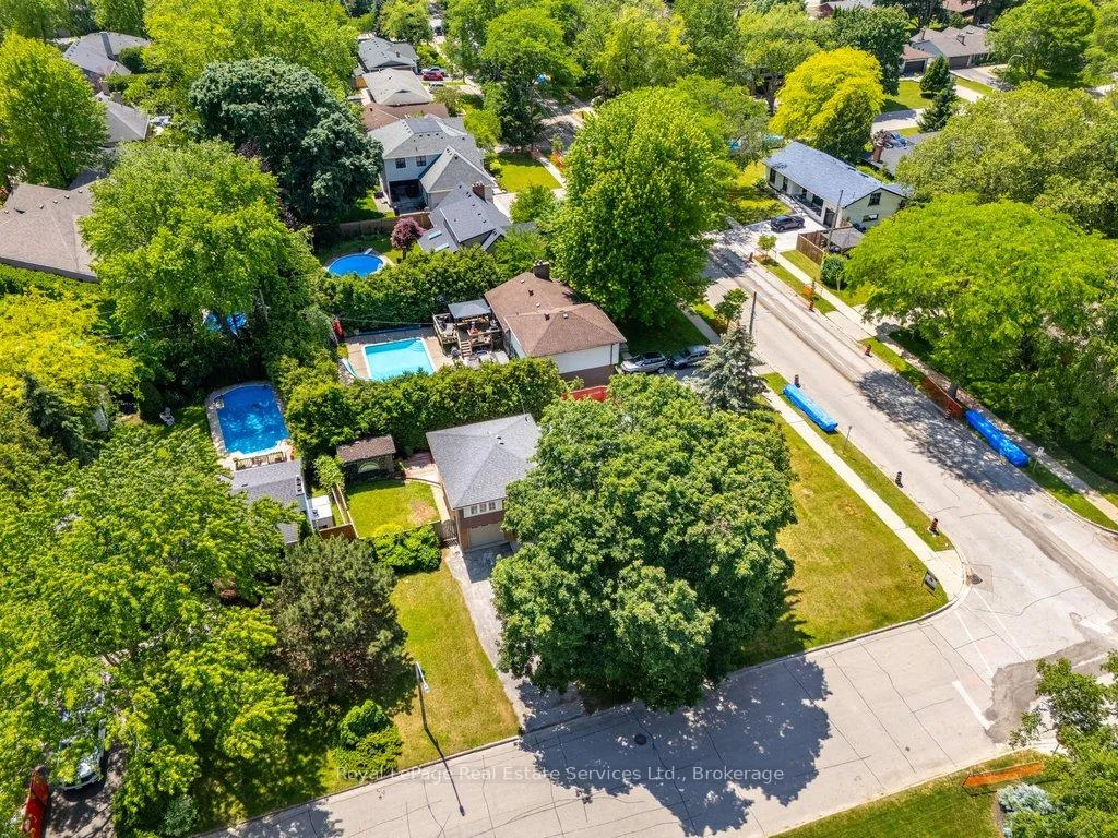 Photo 46 of 4042 Melba Lane, Burlington, Shoreacres — HOMEH