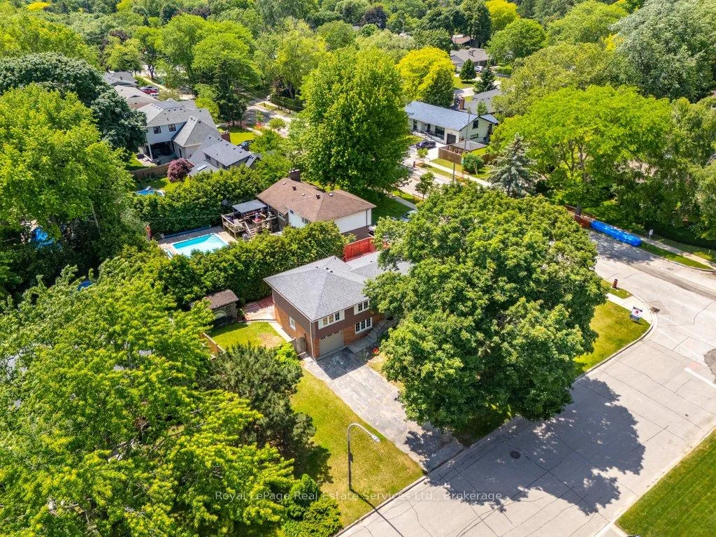 Photo 49 of 4042 Melba Lane, Burlington, Shoreacres — HOMEH
