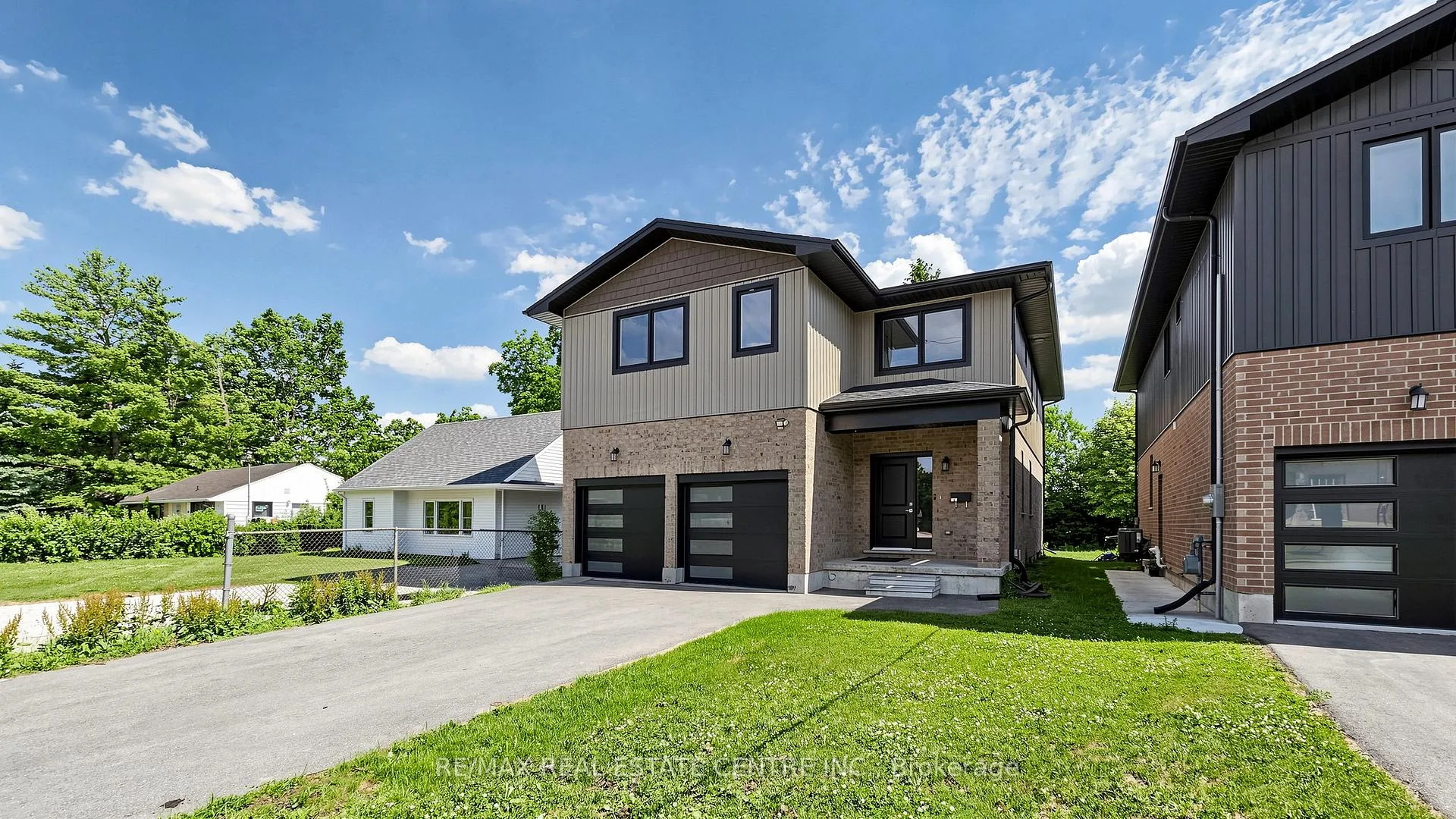 Photo 2 of 149 Ballantyne Avenue, Cambridge, Christopher-Champlain — HOMEH