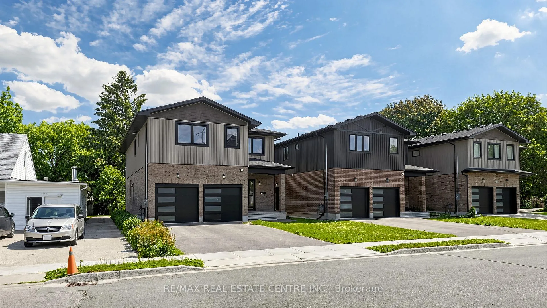Photo 3 of 149 Ballantyne Avenue, Cambridge, Christopher-Champlain — HOMEH