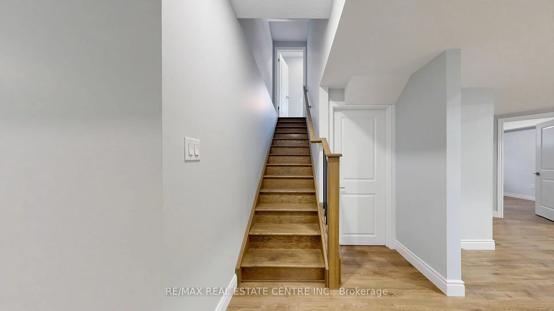 Photo 25 of 149 Ballantyne Avenue, Cambridge, Christopher-Champlain — HOMEH