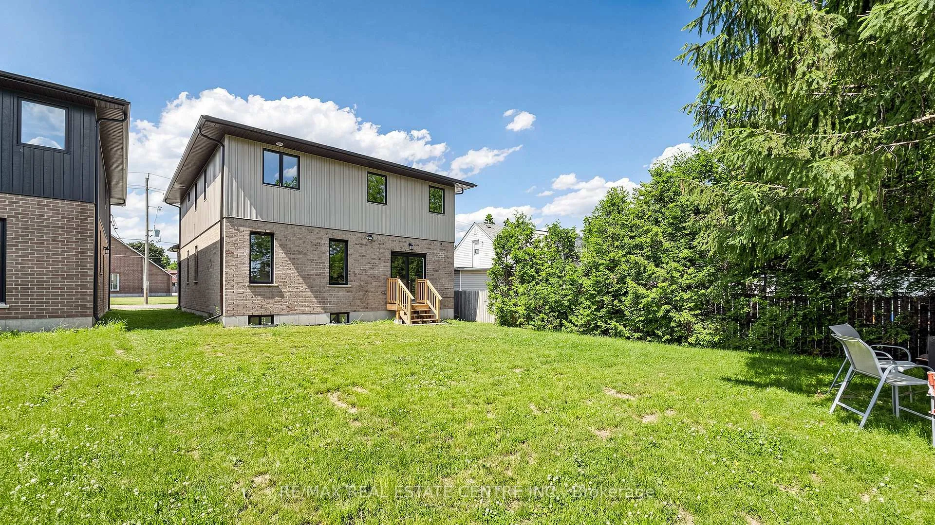 Photo 35 of 149 Ballantyne Avenue, Cambridge, Christopher-Champlain — HOMEH