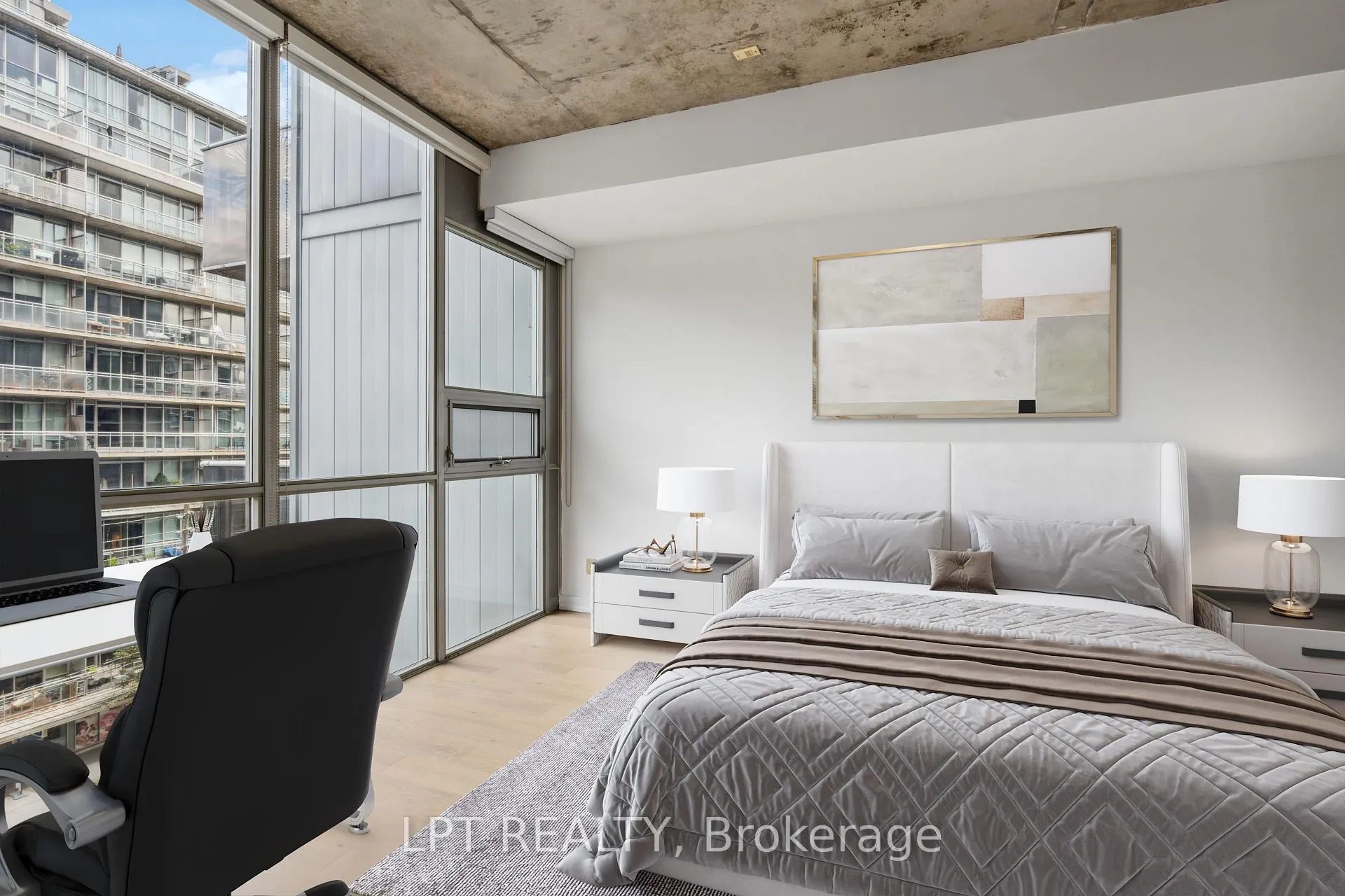 Photo 4 of Unit 507, 60 Bathurst Street, Toronto, Niagara — HOMEH