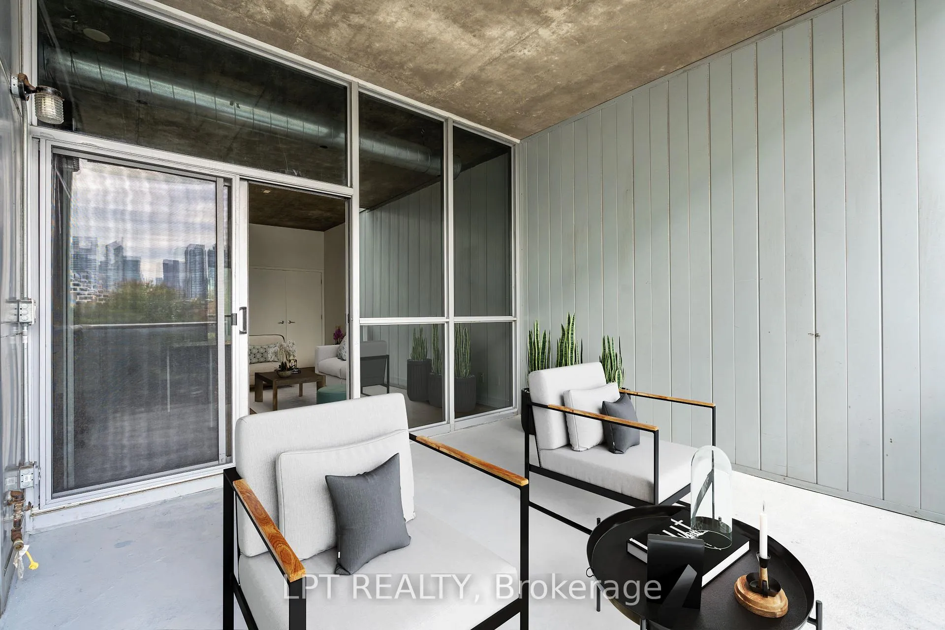 Photo 6 of Unit 507, 60 Bathurst Street, Toronto, Niagara — HOMEH