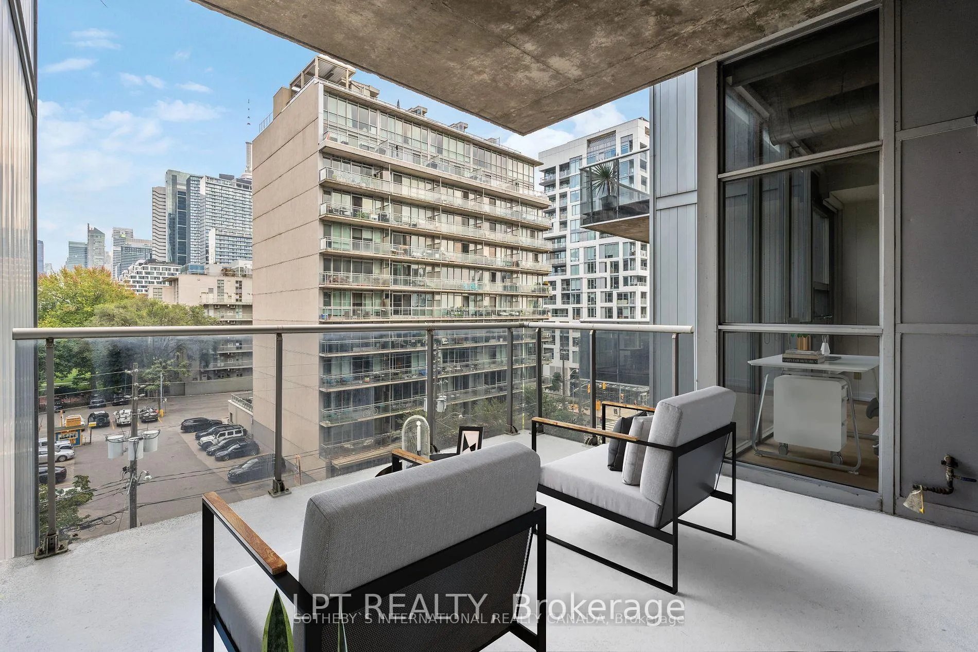 Photo 9 of Unit 507, 60 Bathurst Street, Toronto, Niagara — HOMEH