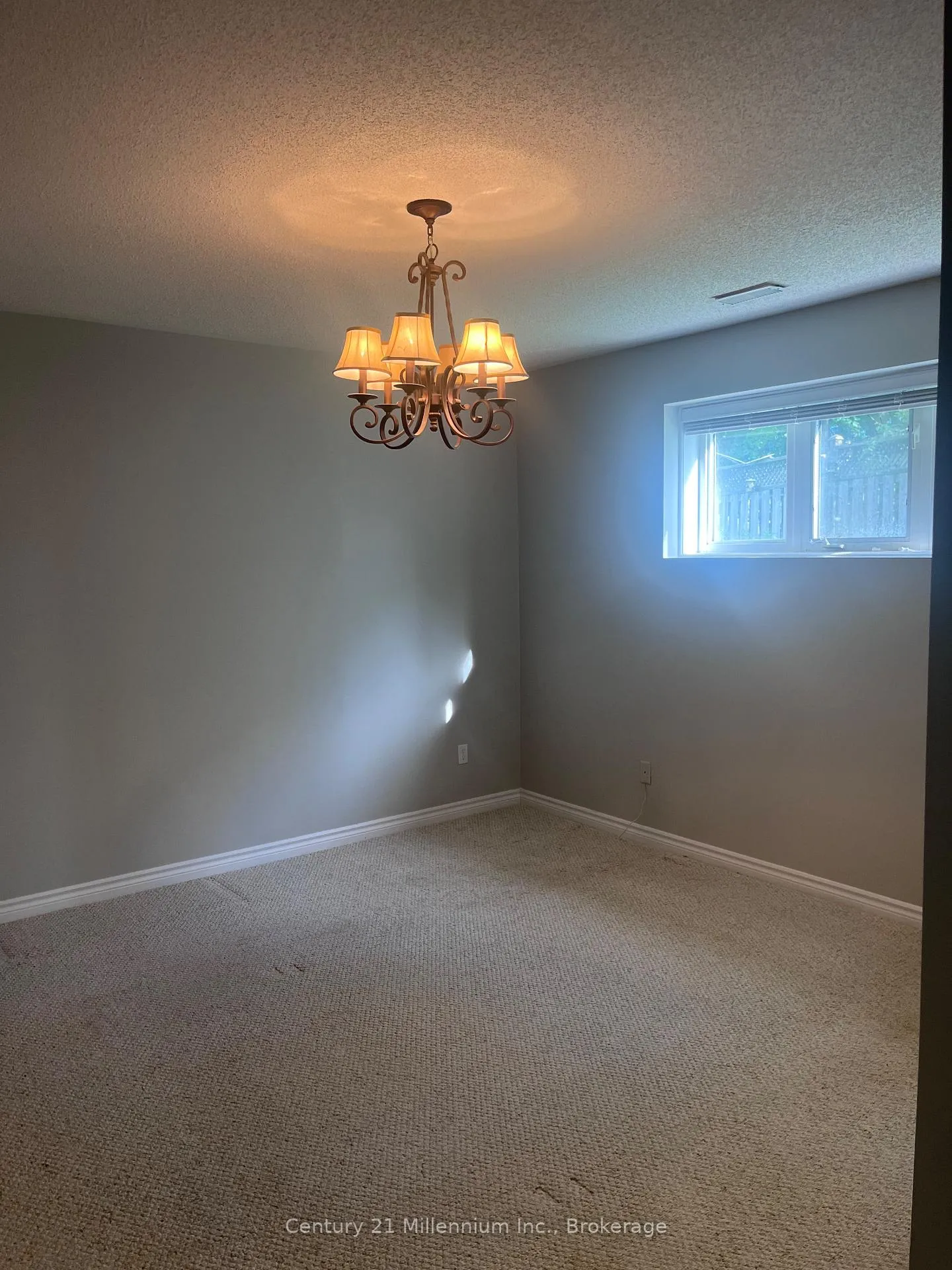 Photo 31 of 19 Tanager Crescent, Wasaga Beach — HOMEH