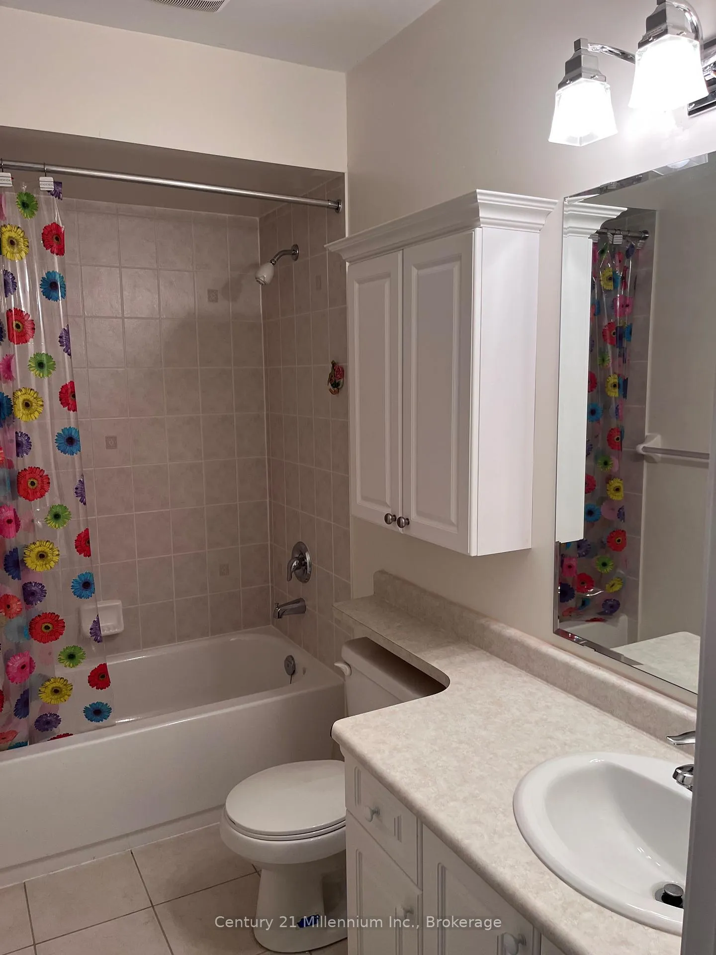 Photo 34 of 19 Tanager Crescent, Wasaga Beach — HOMEH