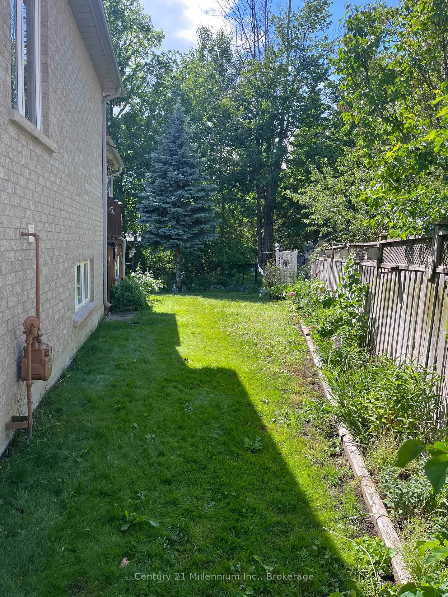 Photo 36 of 19 Tanager Crescent, Wasaga Beach — HOMEH