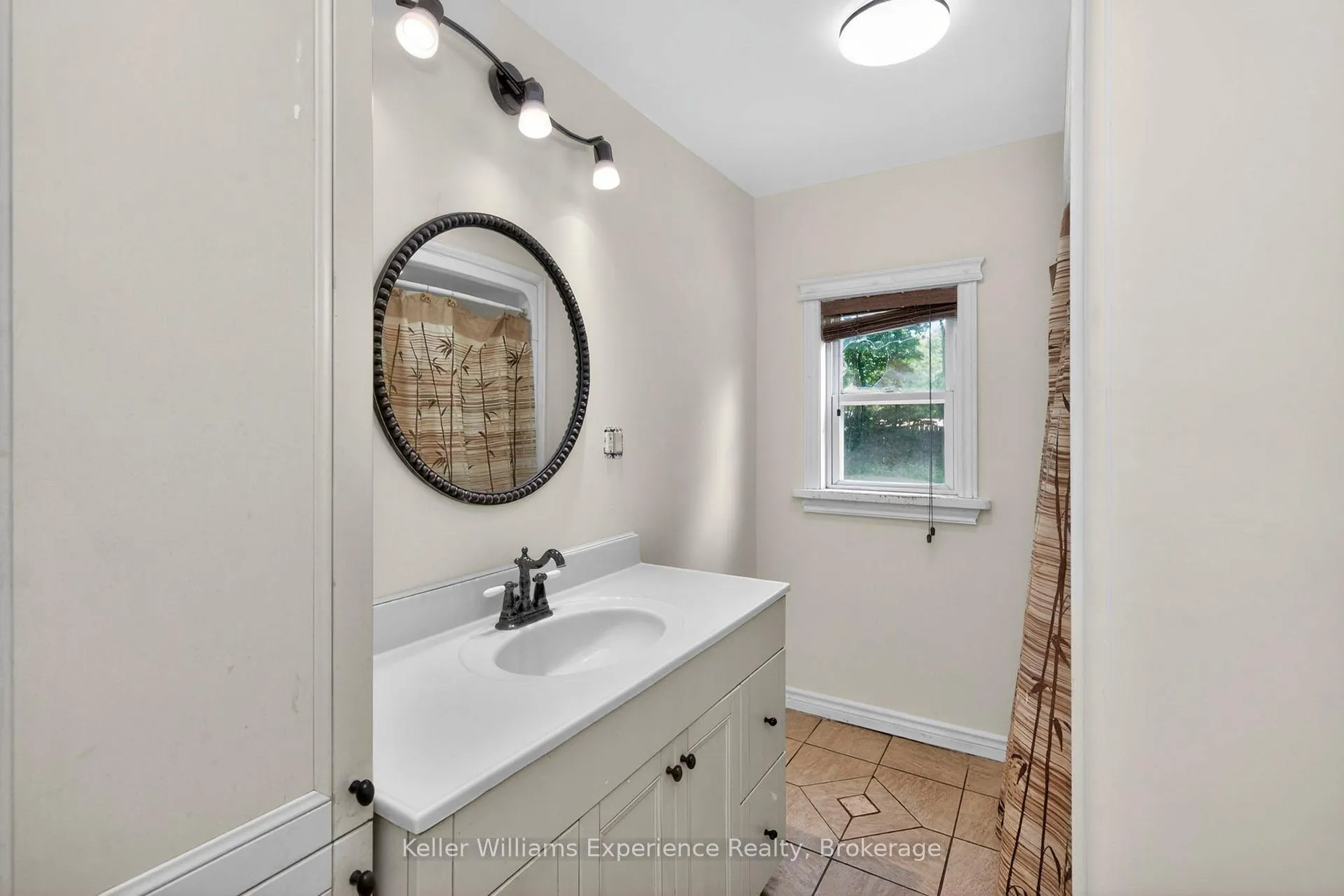 Photo 12 of 1720 Golflink Road, Tiny, Rural Tiny — HOMEH