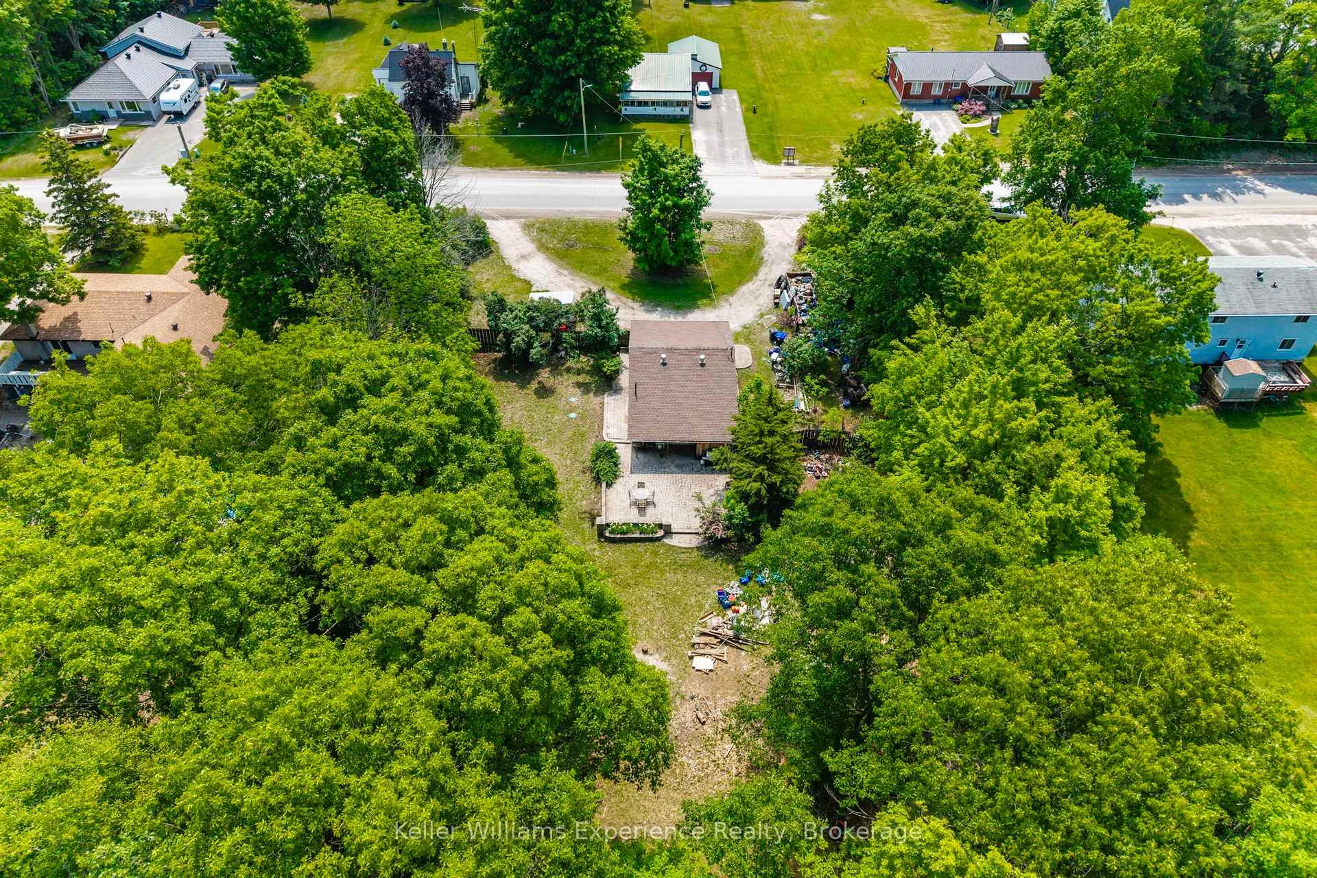 Photo 16 of 1720 Golflink Road, Tiny, Rural Tiny — HOMEH