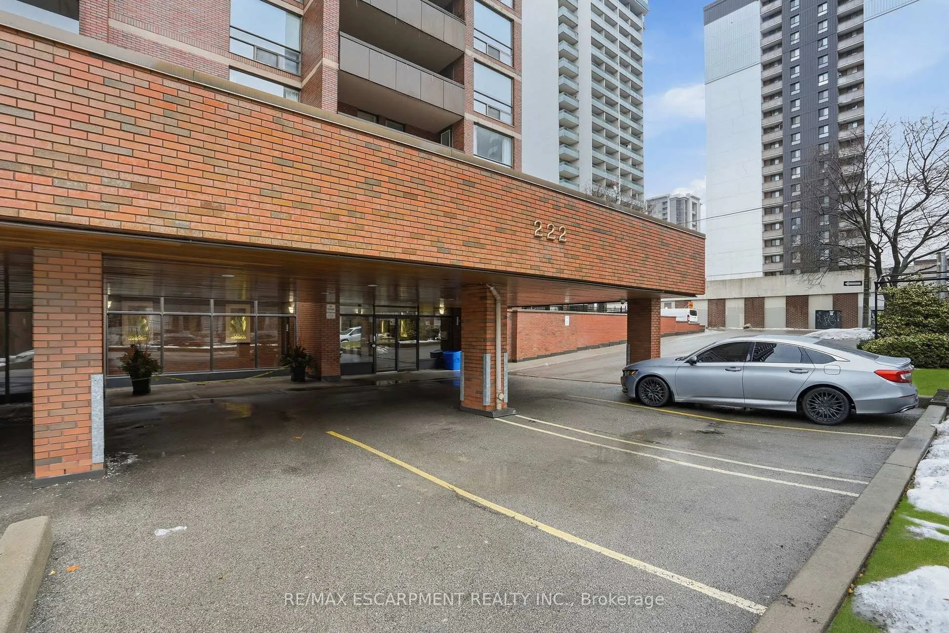 Photo 2 of Unit 606, 222 Jackson Street W, Hamilton, Durand — HOMEH