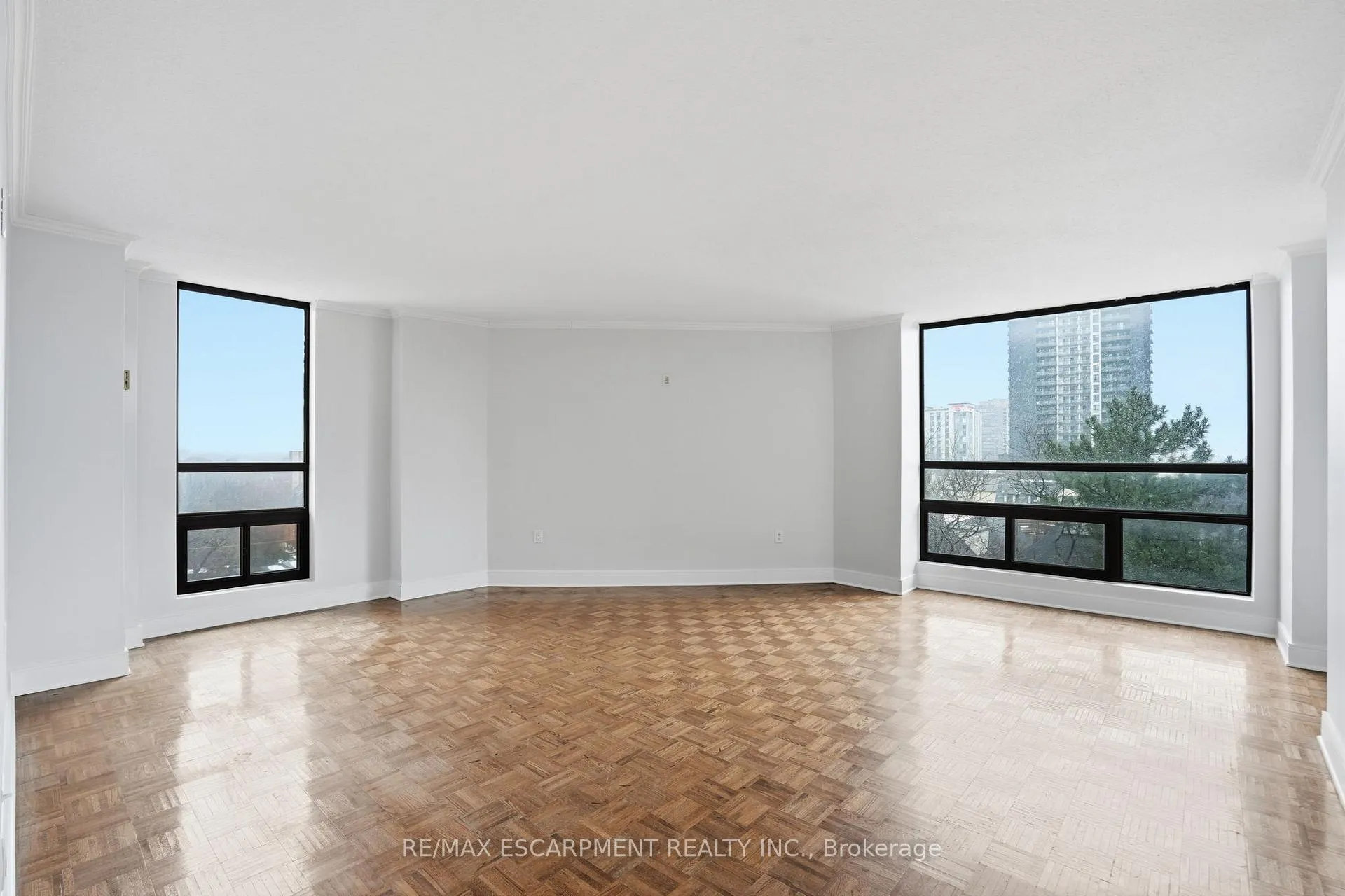 Photo 6 of Unit 606, 222 Jackson Street W, Hamilton, Durand — HOMEH